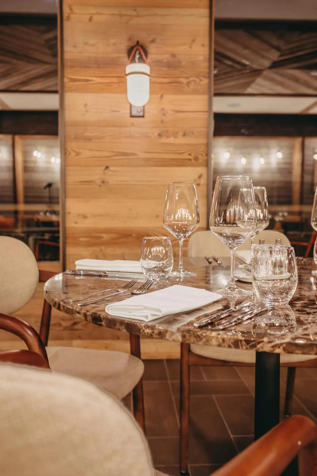 Restaurant/places to eat in Eringer Hotel