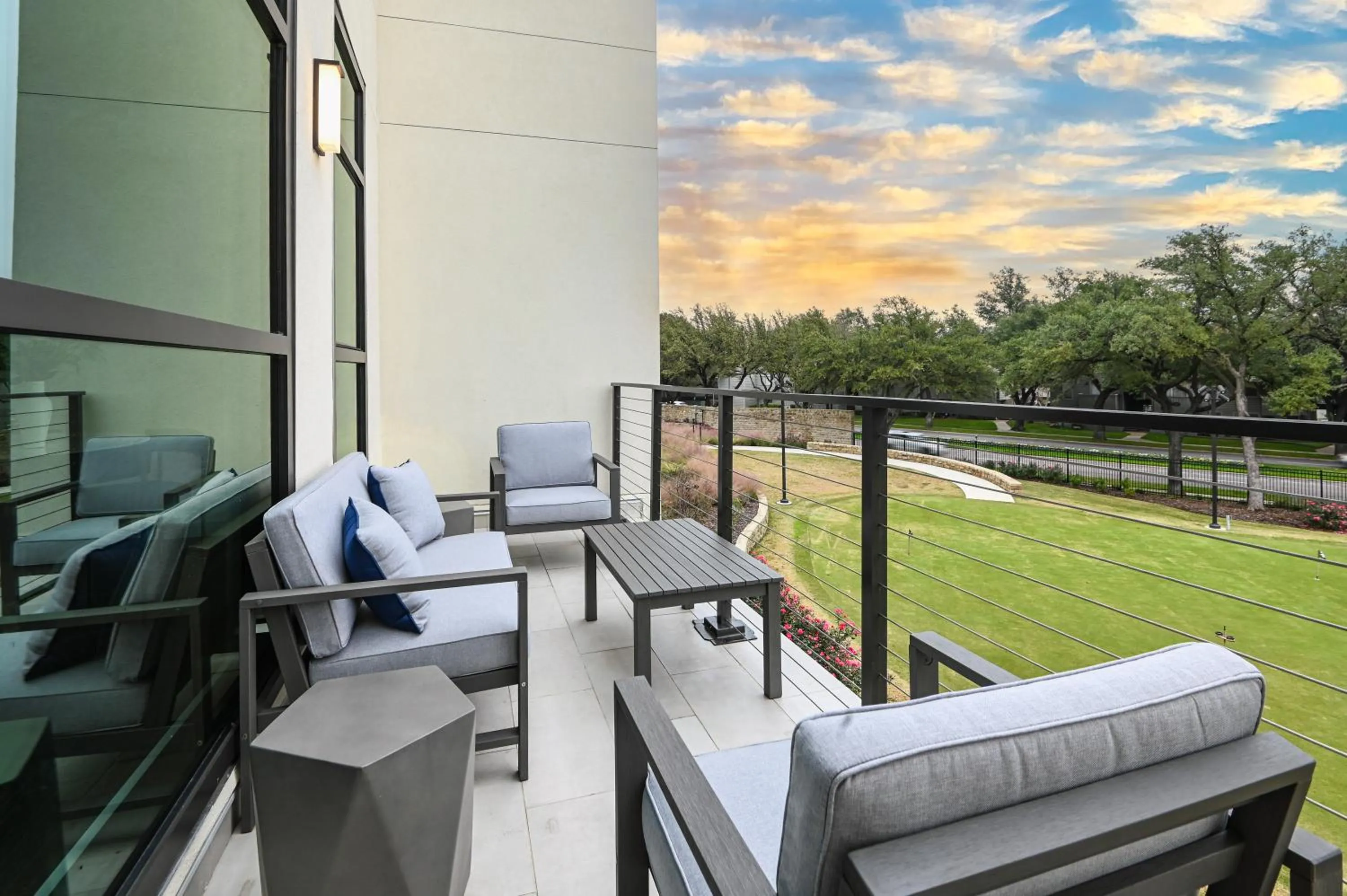 Balcony/Terrace in Drey Hotel