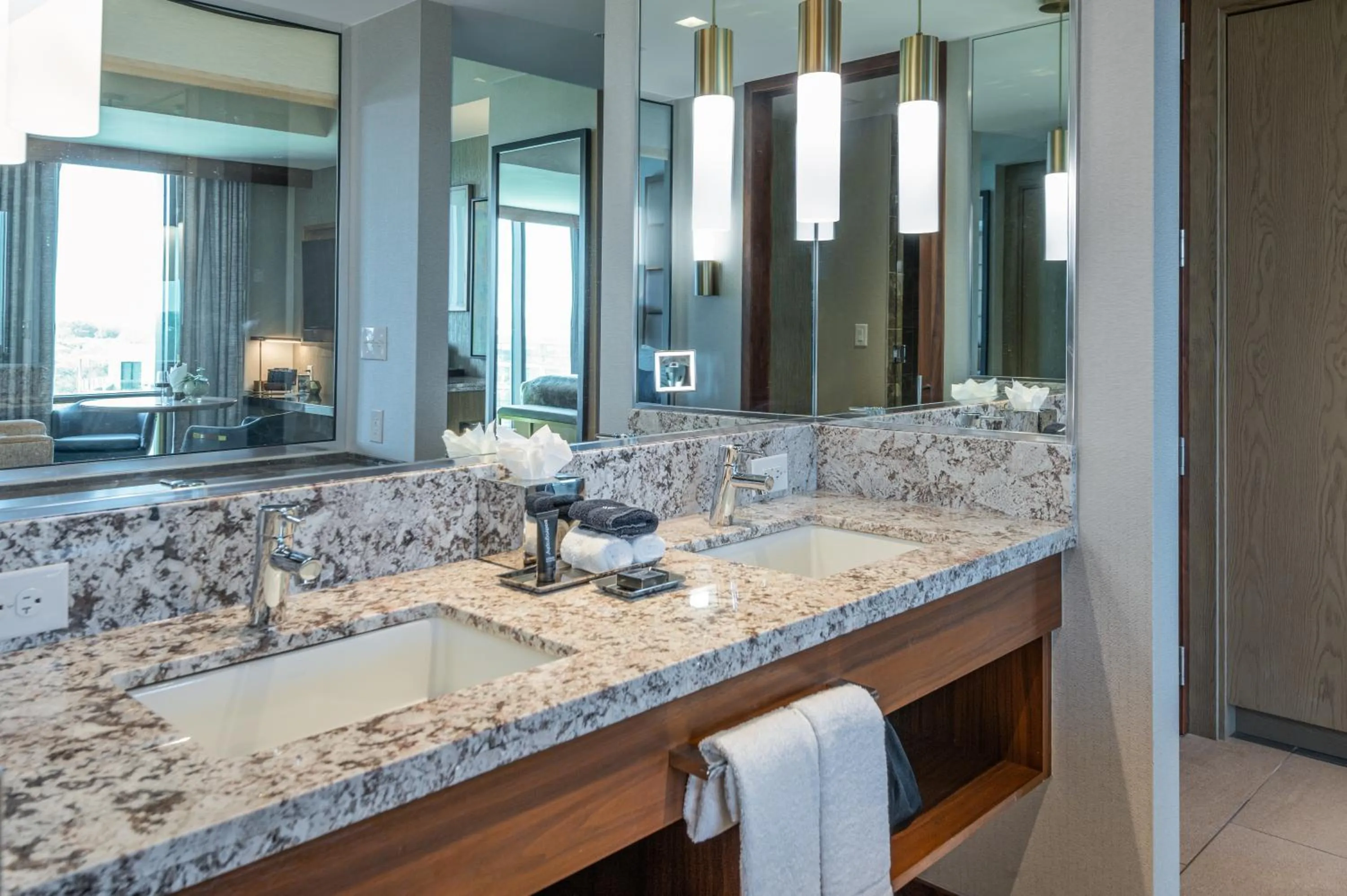 Bathroom in Drey Hotel