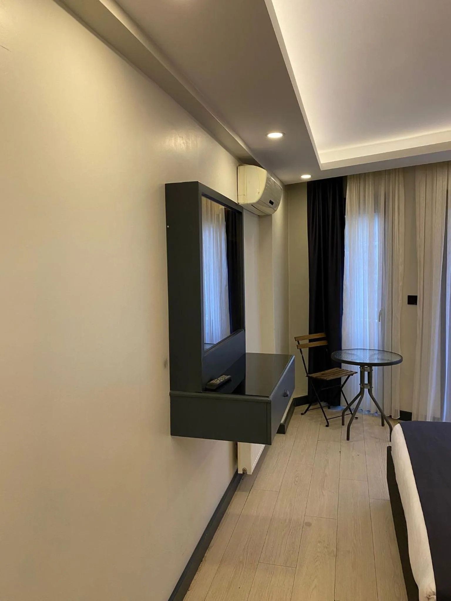 hair dresser in Istanbul Taksim Galata Tower King Suites and Hotel