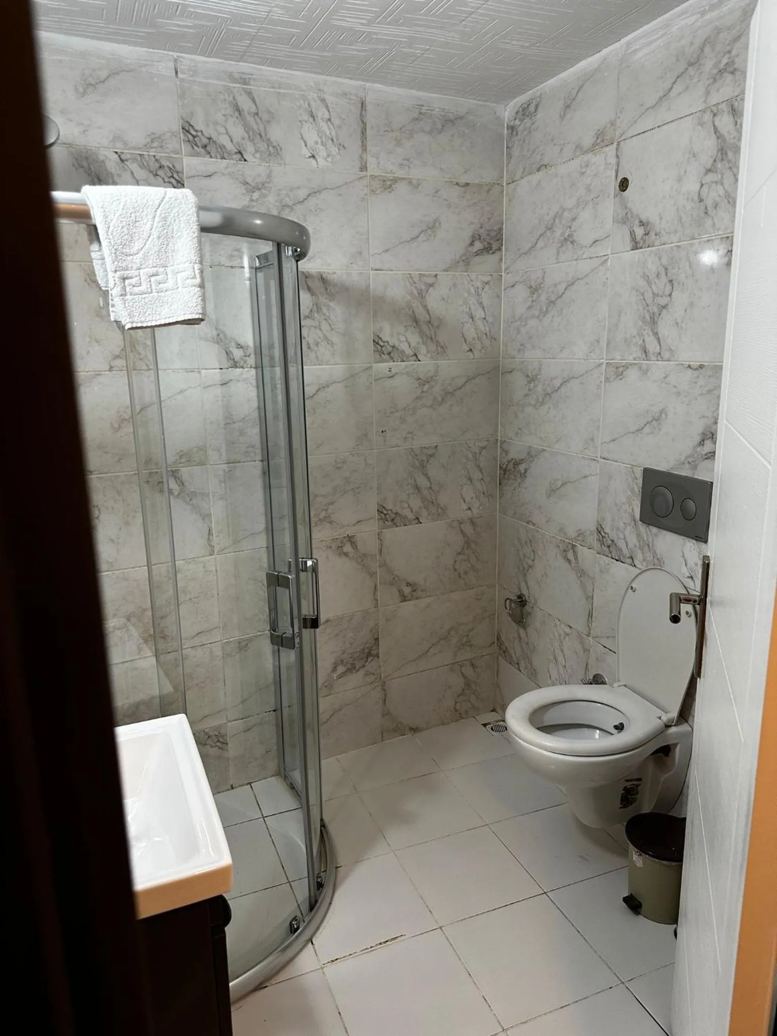 Shower in Istanbul Taksim Galata Tower King Suites and Hotel