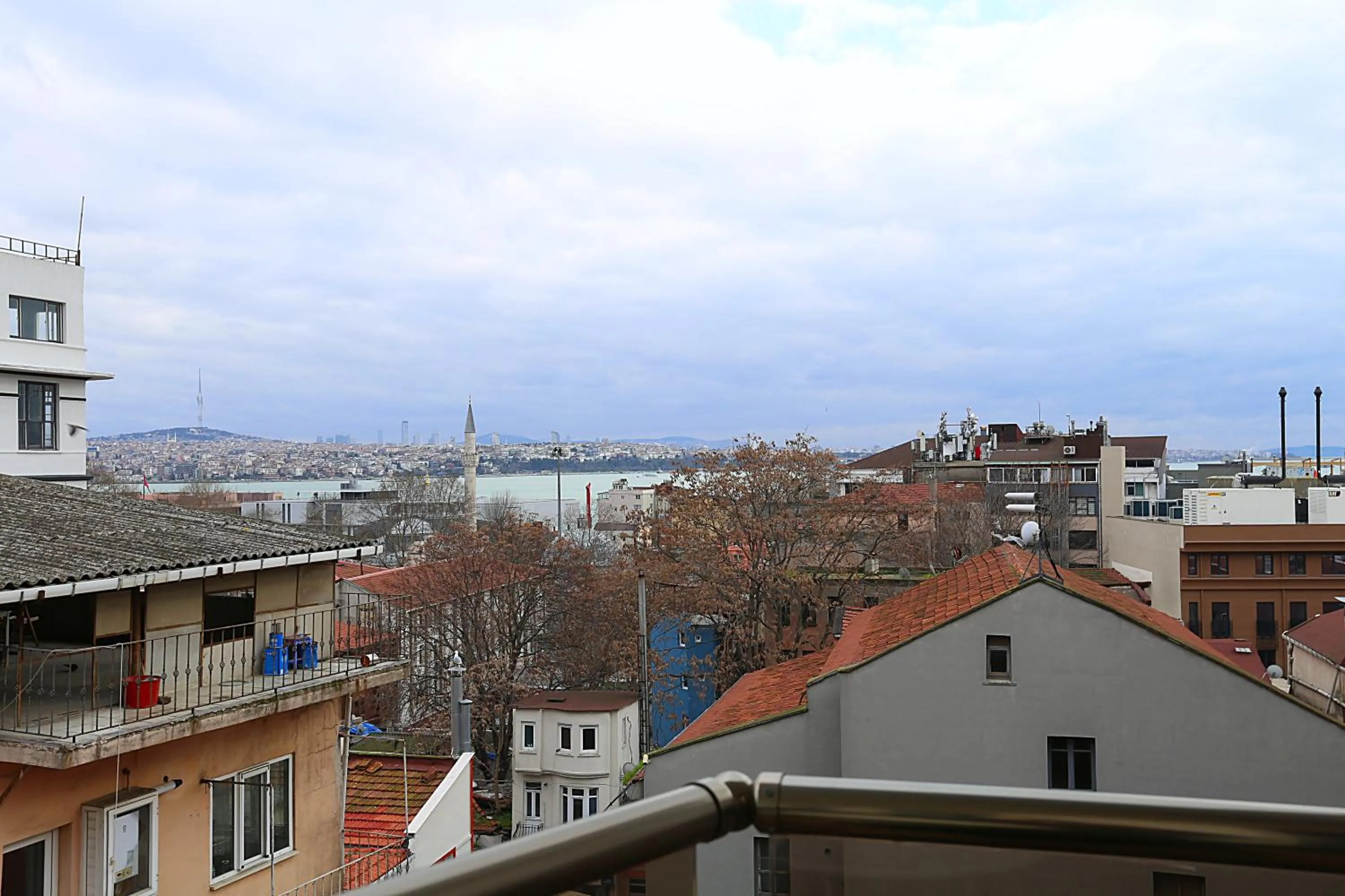 Property building in Istanbul Taksim Galata Tower King Suites and Hotel