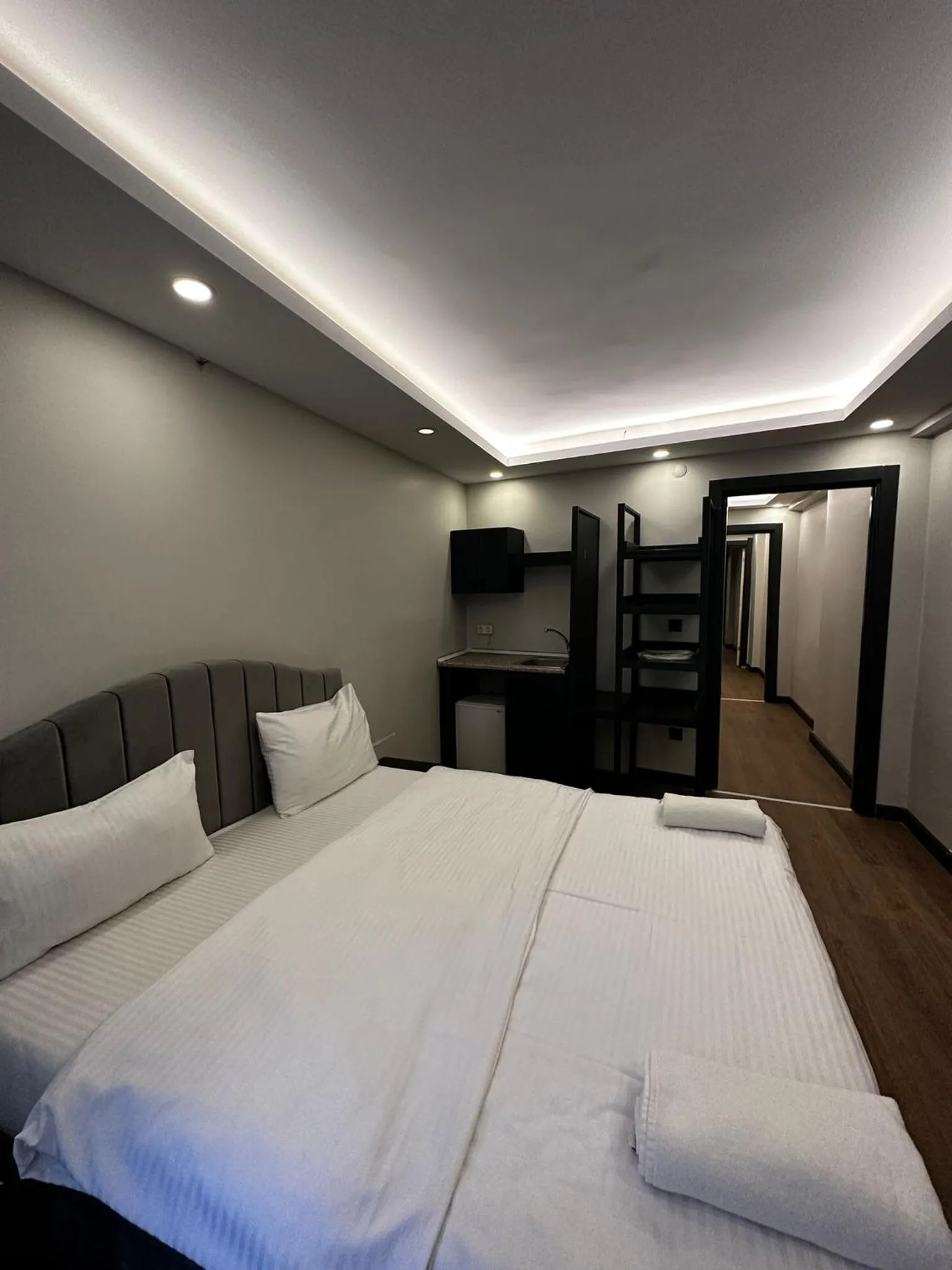 Bed in Istanbul Taksim Galata Tower King Suites and Hotel
