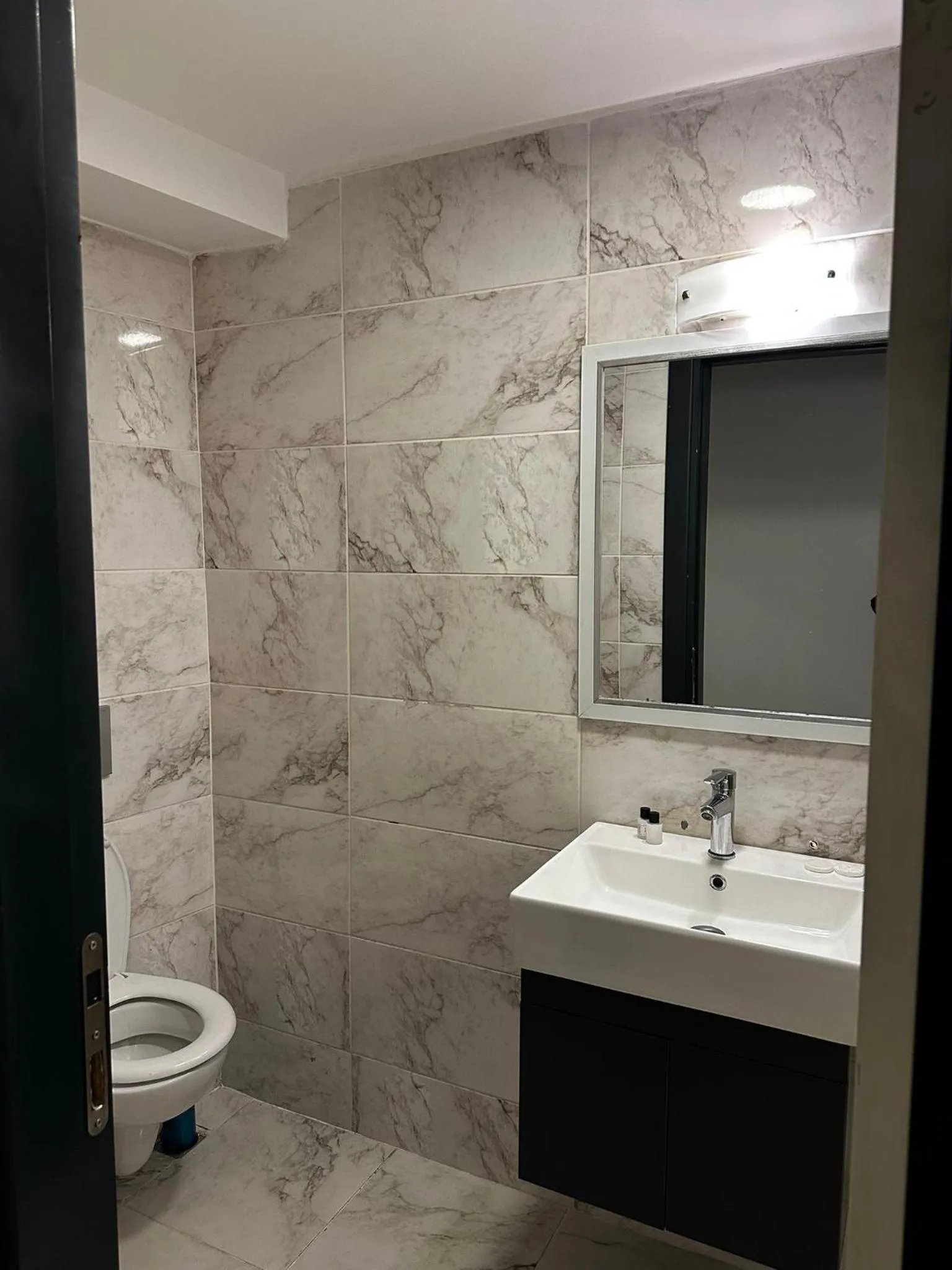 Shower in Istanbul Taksim Galata Tower King Suites and Hotel