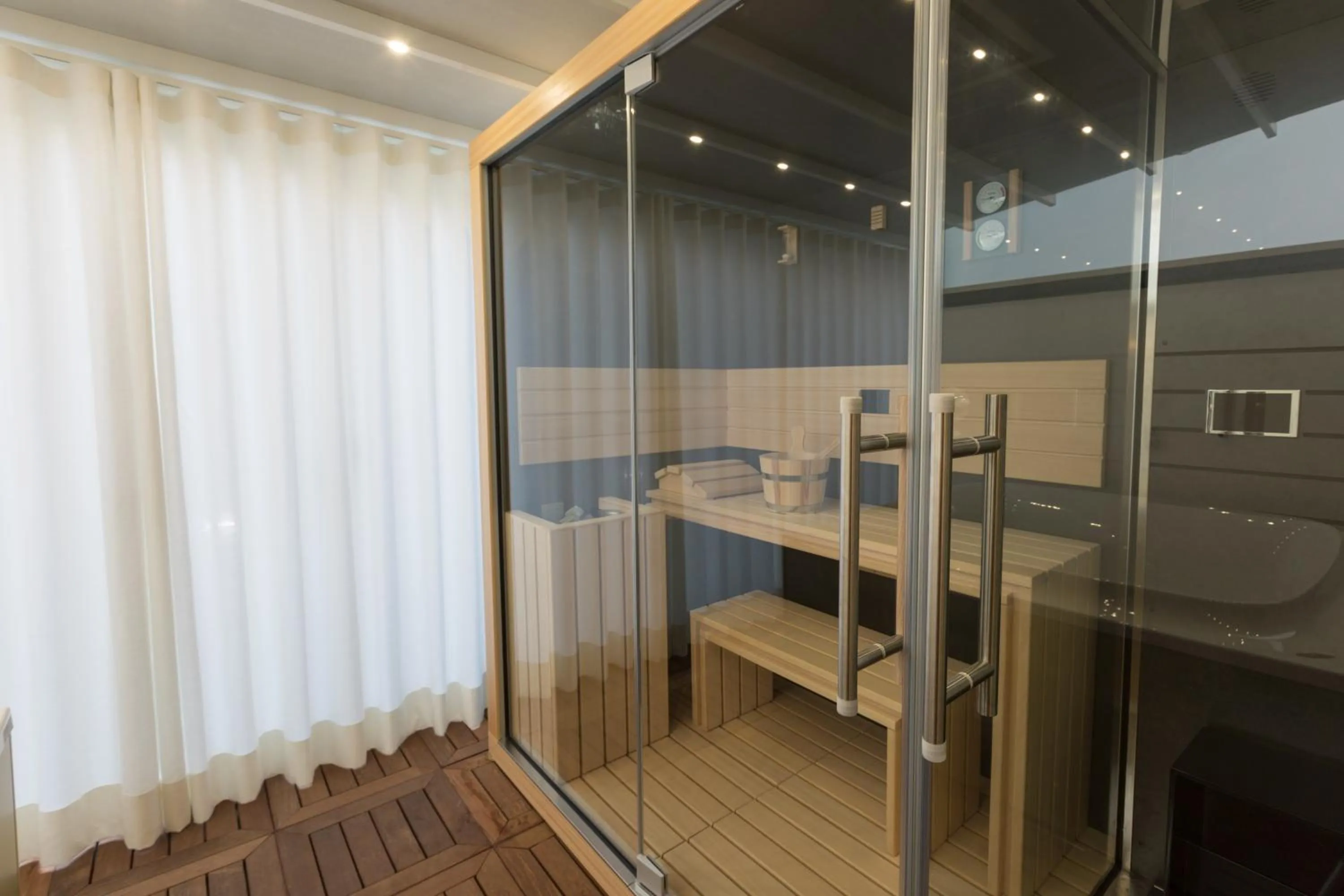 Bathroom in DB home experience