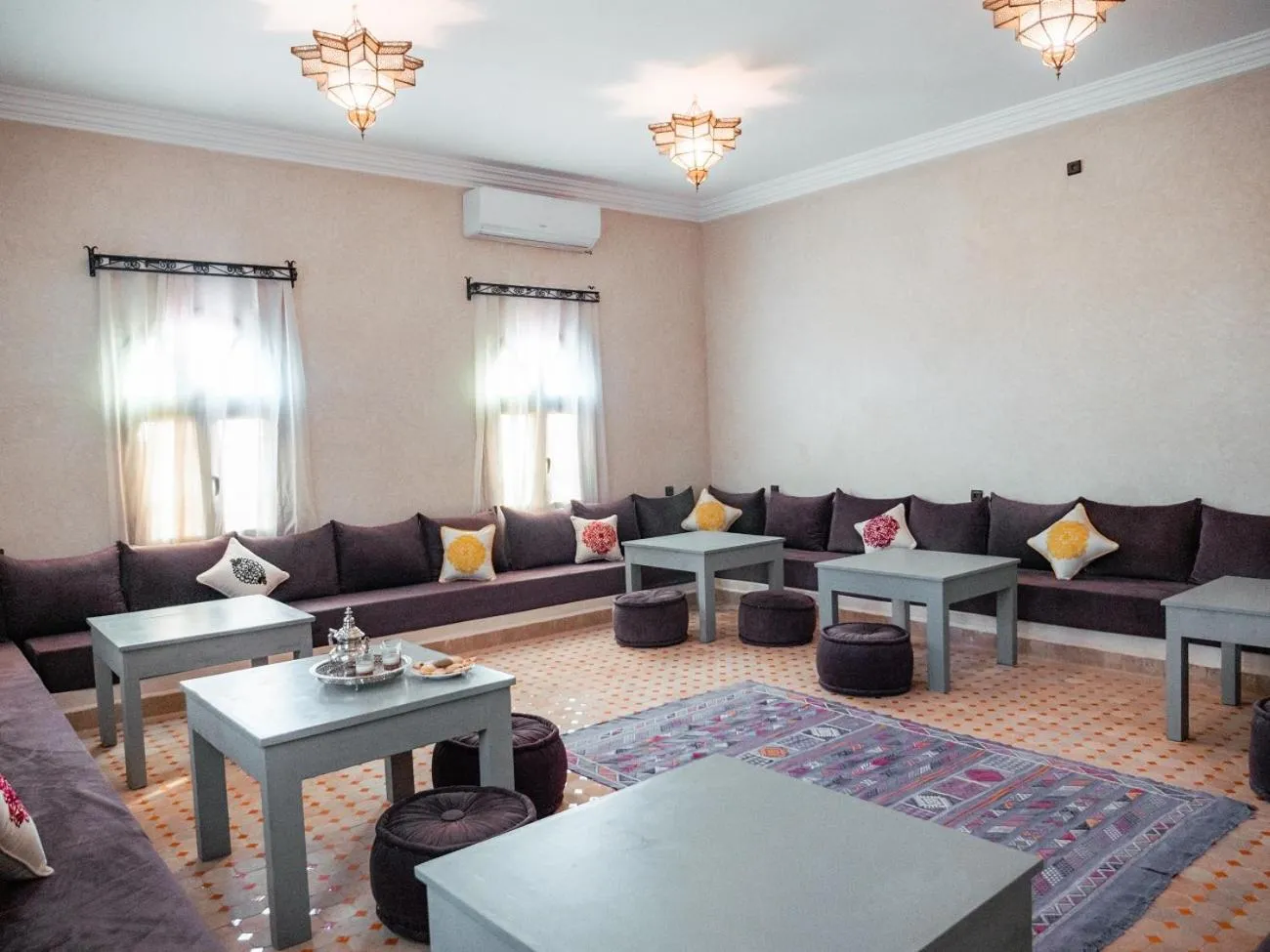 Restaurant/places to eat in Dar Morocco