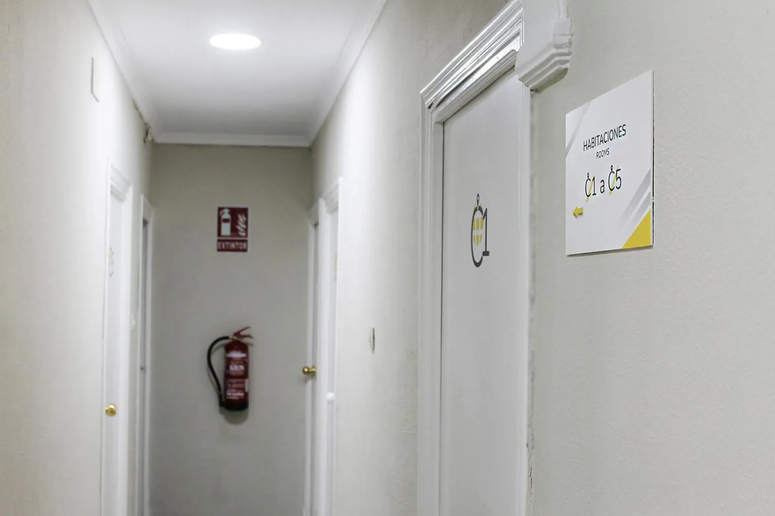 Property logo or sign in Hotel Restaurante Vía Sevilla - Cádiz by MA 22 Puntos