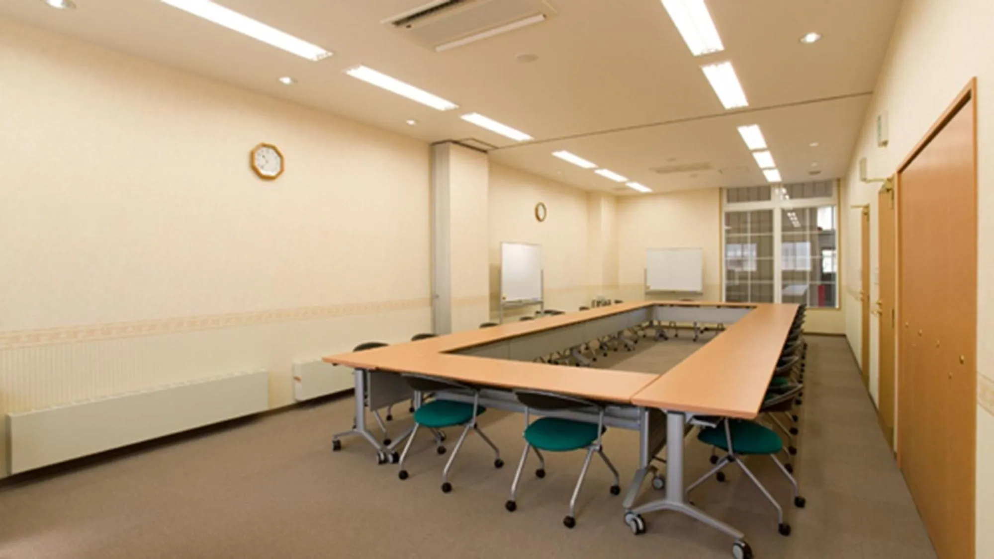 Meeting/conference room in Toyoko Inn Yonago Ekimae