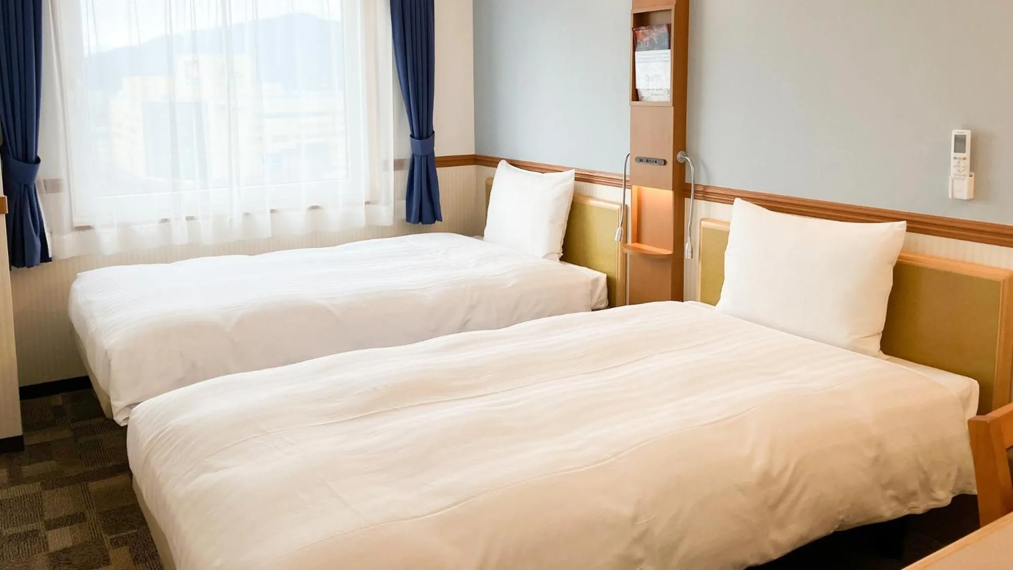 Twin Room - Smoking in Toyoko Inn Tsuruga Ekimae