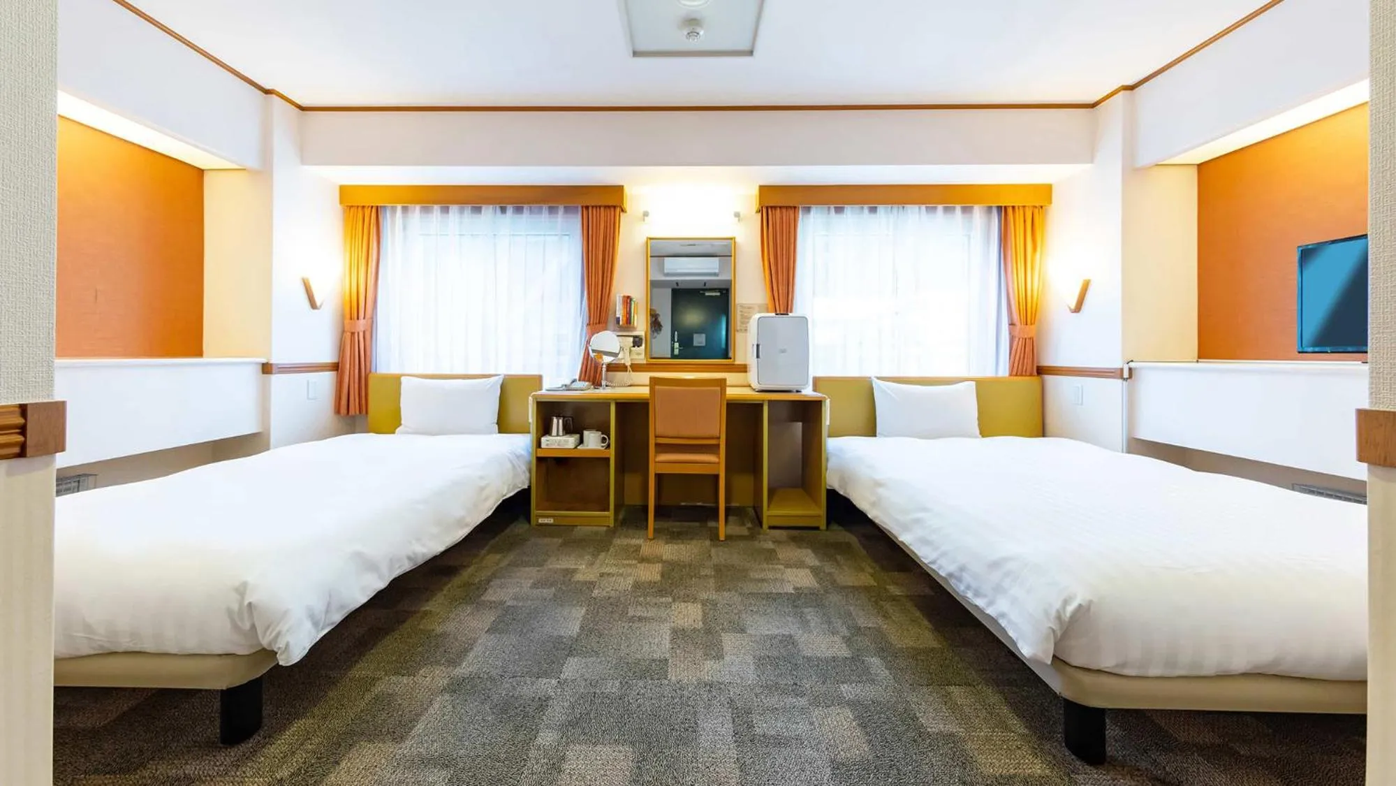 Bedroom, Bed in Toyoko Inn Kanda Akihabara