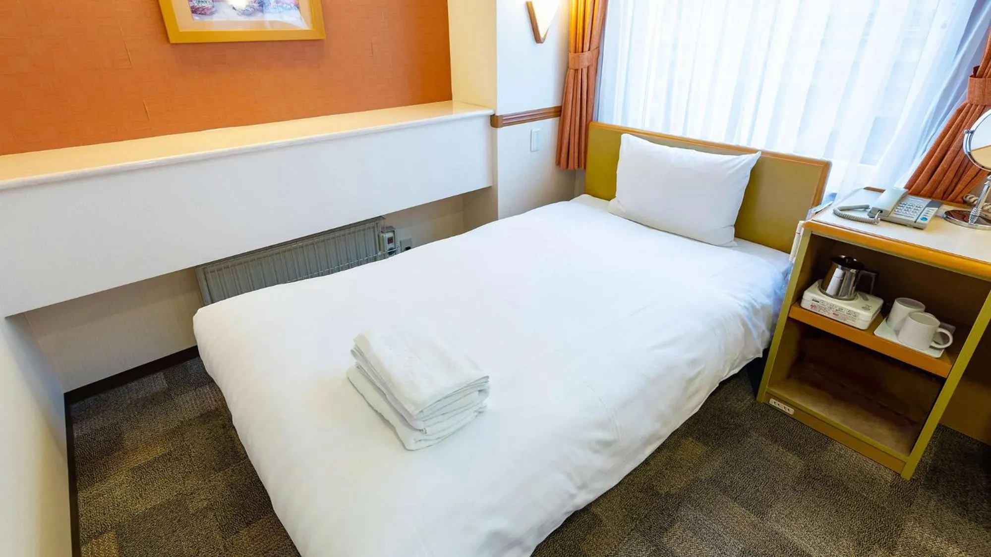 Bedroom, Bed in Toyoko Inn Nagano eki Zenkoji guchi