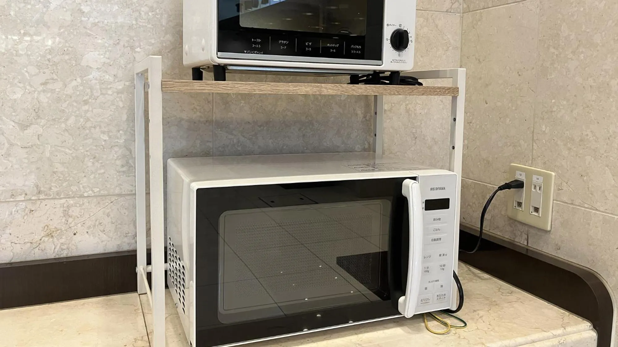 microwave in Toyoko Inn Kokura eki Shinkansen guchi