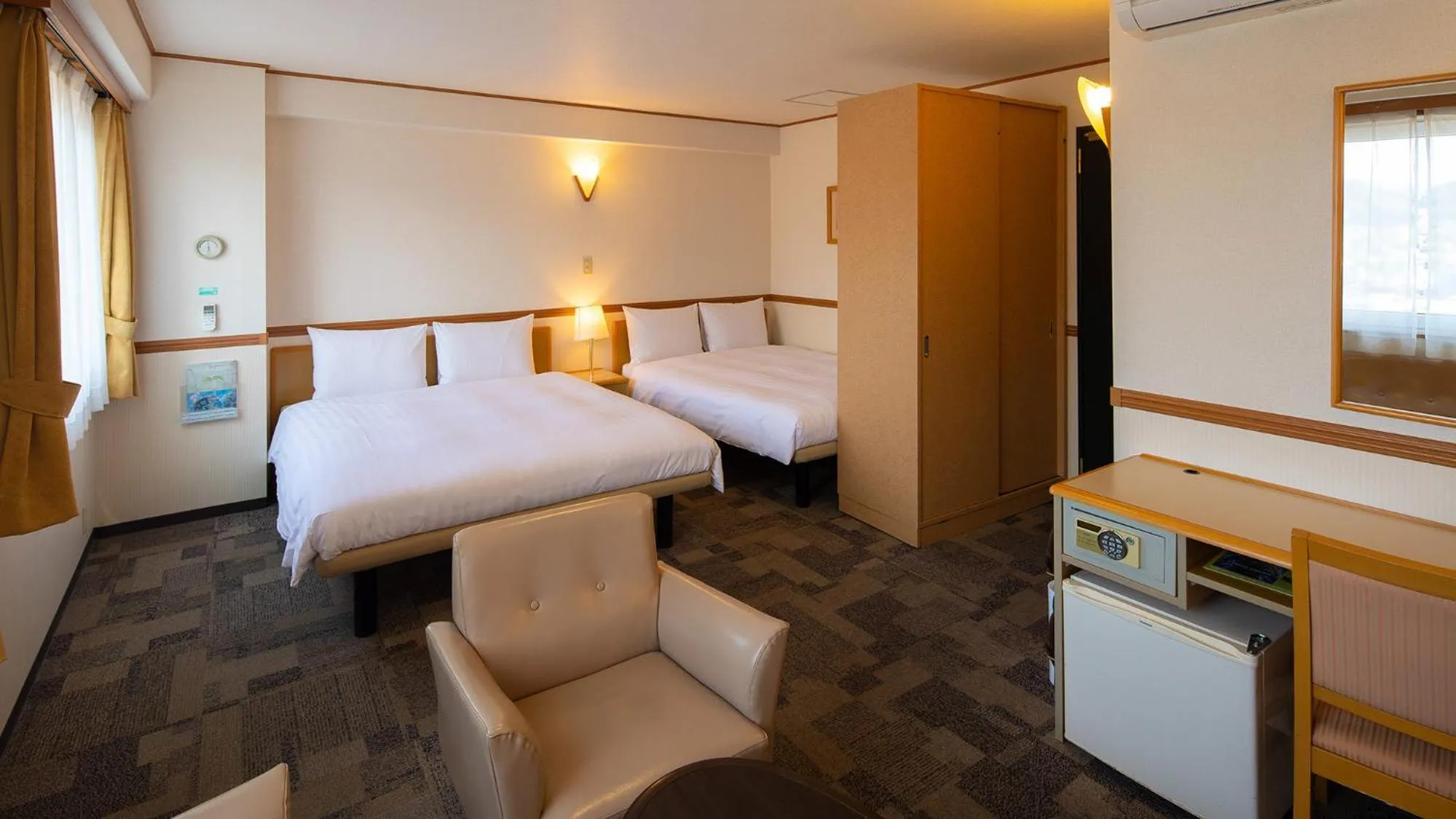 Bedroom, Bed in Toyoko Inn Kagoshima chuo eki Nishi guchi