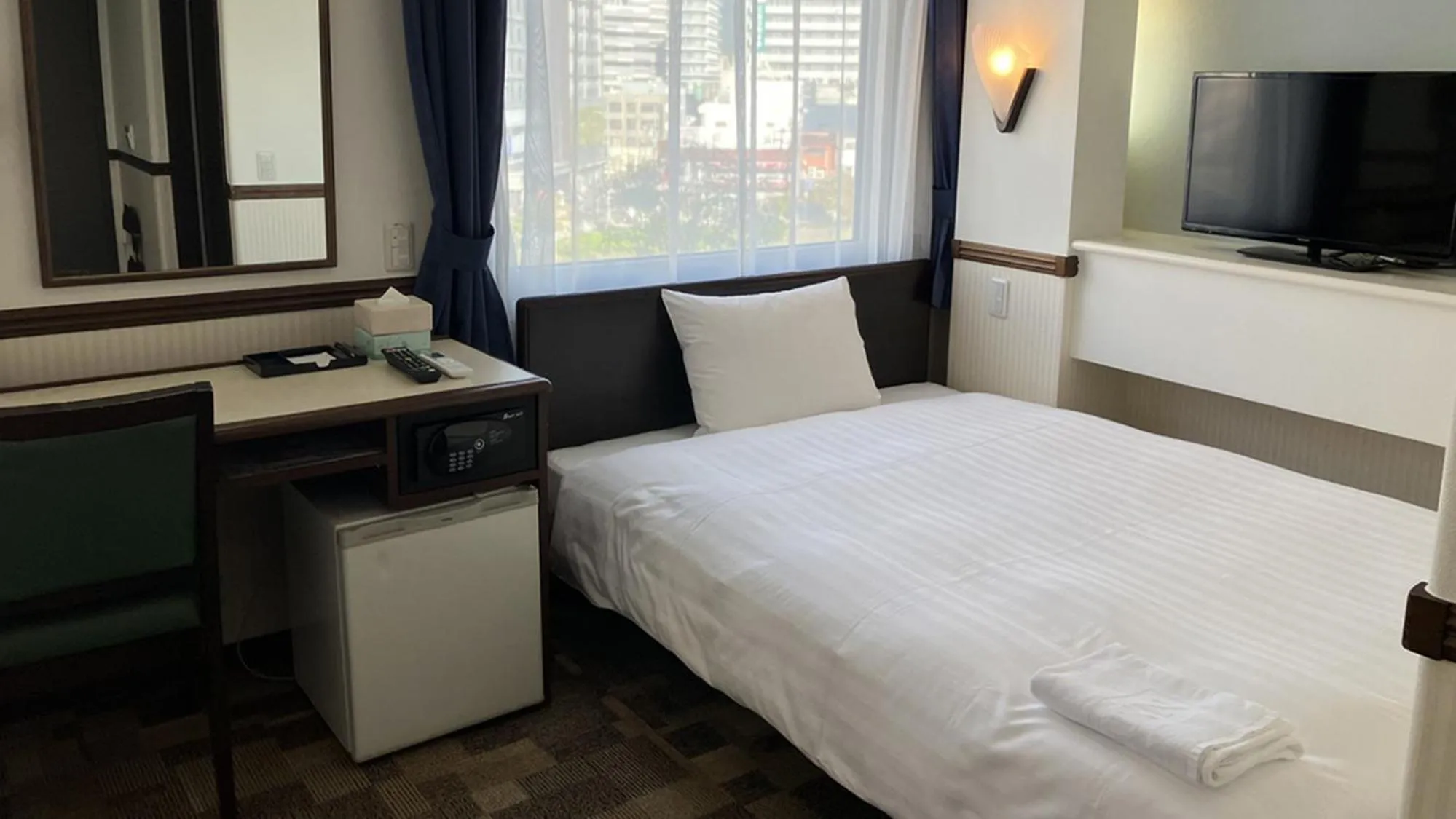 Bedroom, Bed in Toyoko Inn Hiroshima Ekimae Ohashi Minami