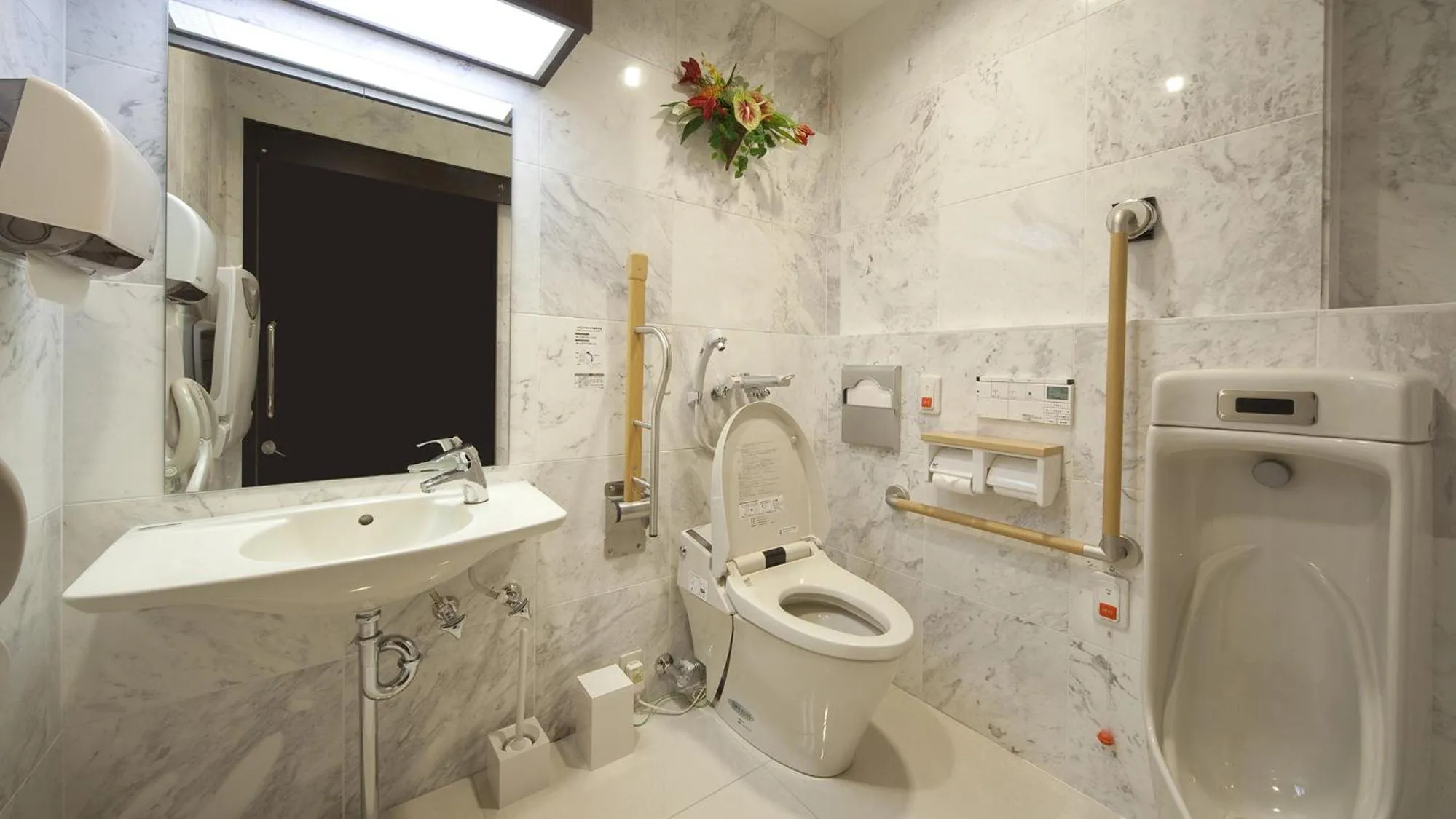 Bathroom in Toyoko Inn Tochigi Ashikaga eki Kita guchi