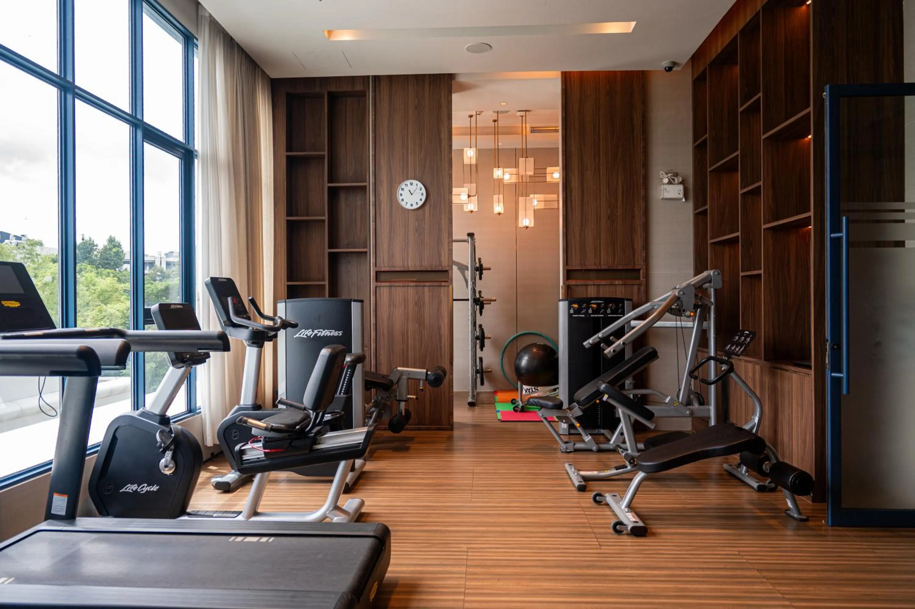 Fitness centre/facilities in S Sriracha Hotel & Residence
