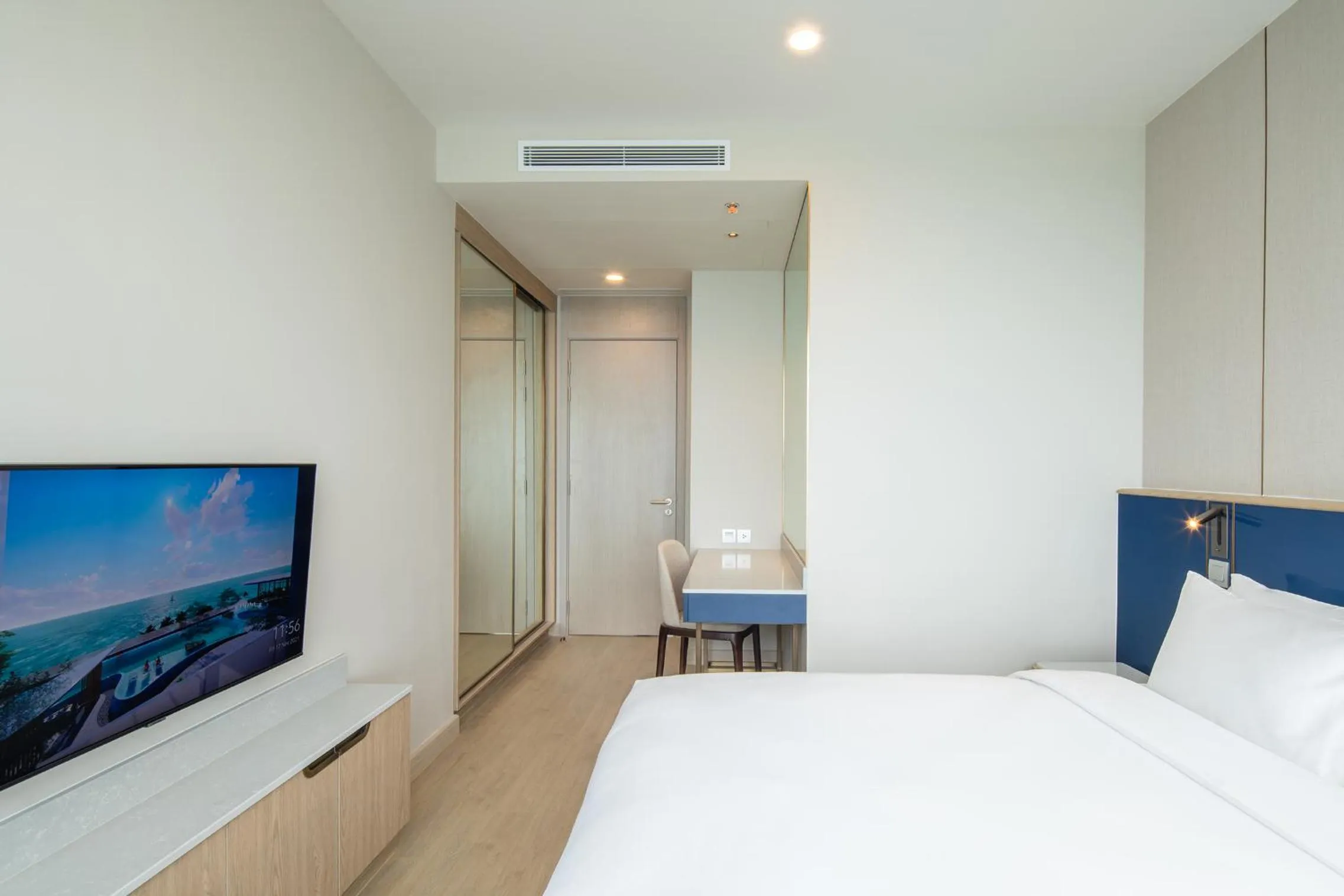 Bedroom, Bed in S Sriracha Hotel & Residence