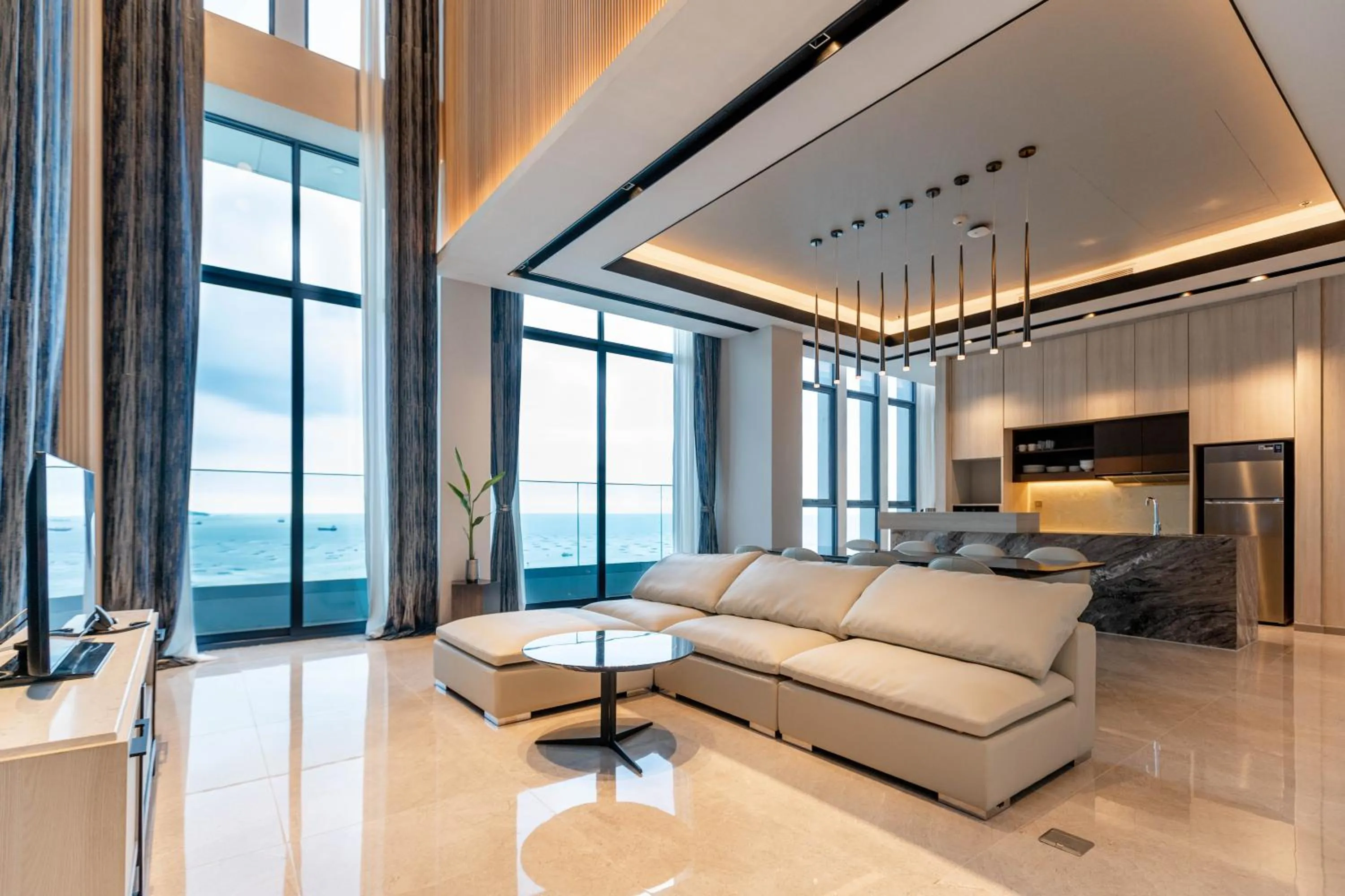 Living room in S Sriracha Hotel & Residence