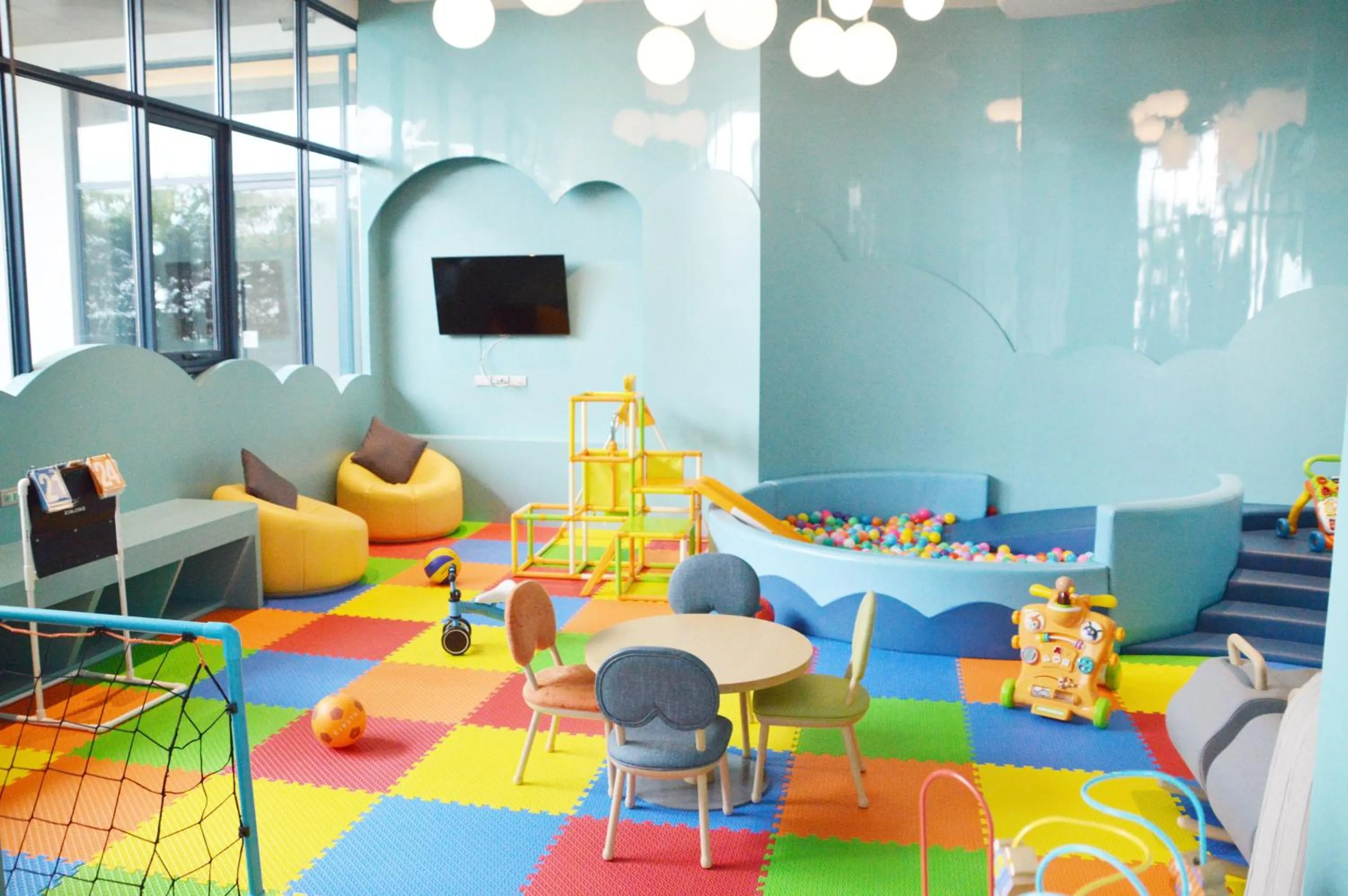 Kids's club in S Sriracha Hotel & Residence