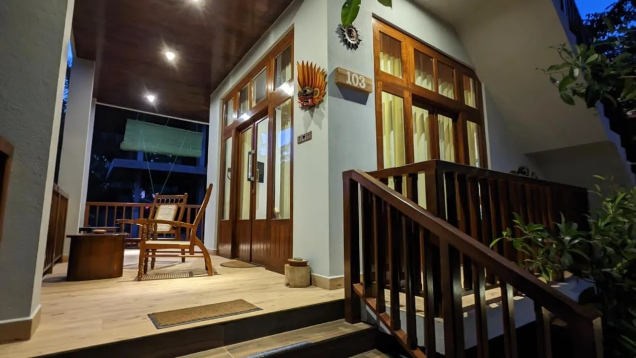 Lagoon gate Tangalle Resort