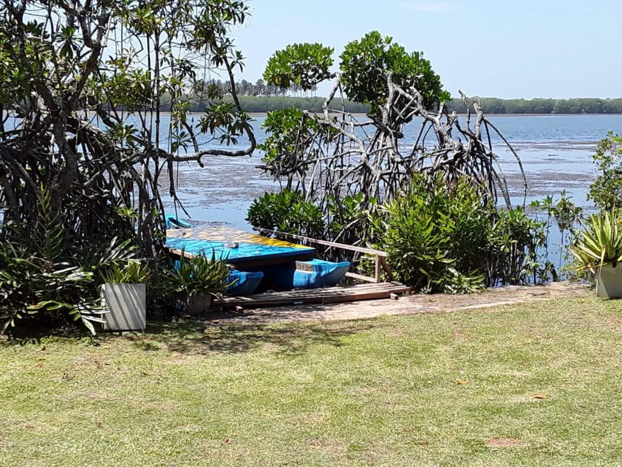 Day in Lagoon gate Tangalle Resort