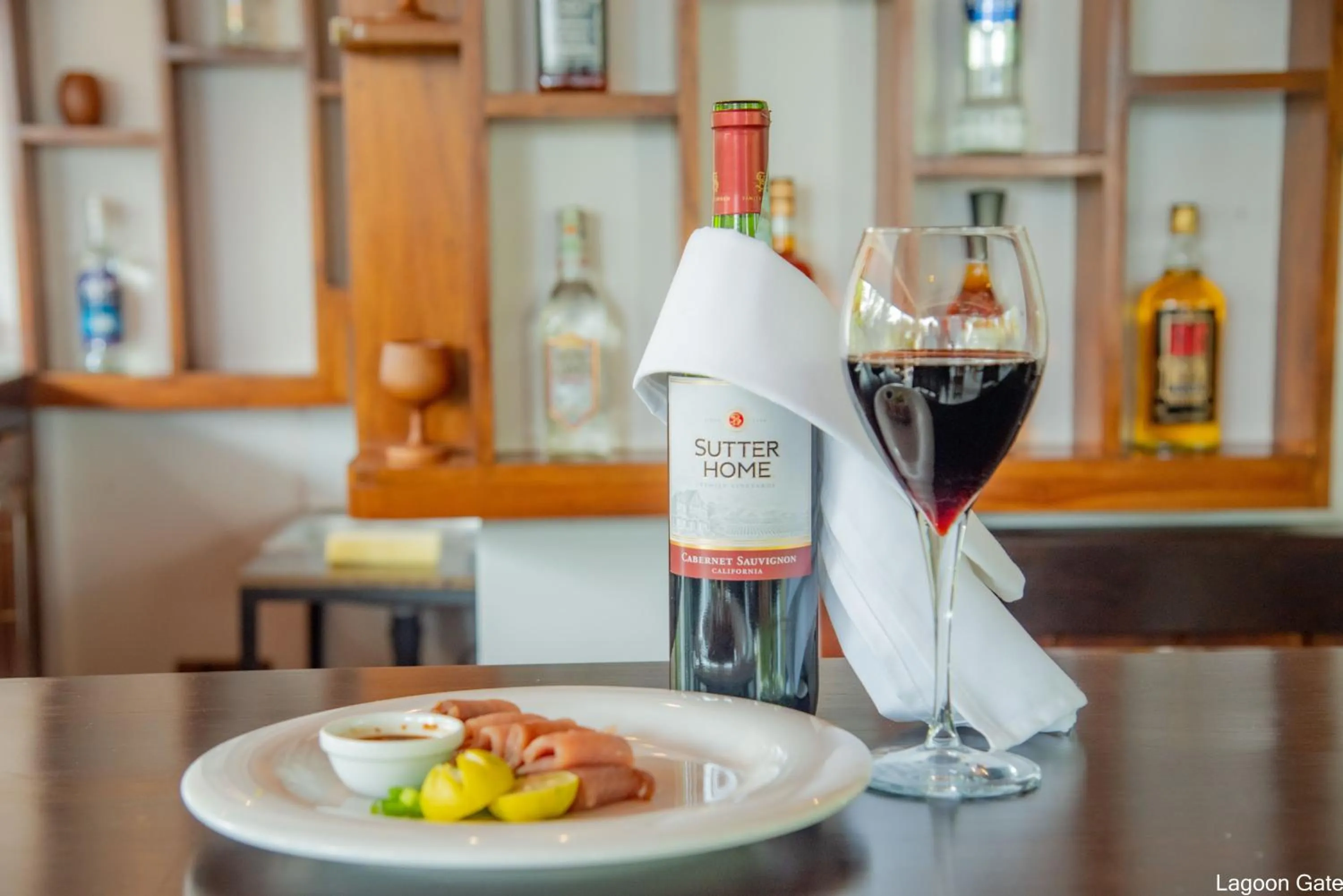 Food and drinks in Lagoon gate Tangalle Resort