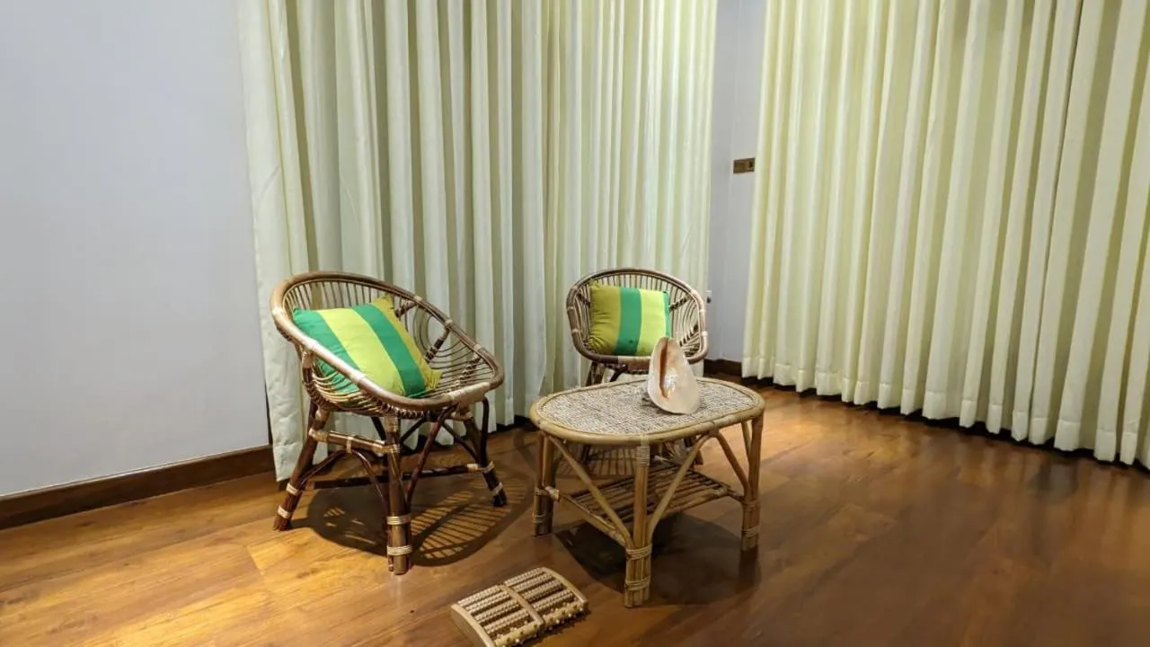 Lagoon gate Tangalle Resort