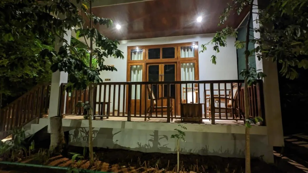 Lagoon gate Tangalle Resort