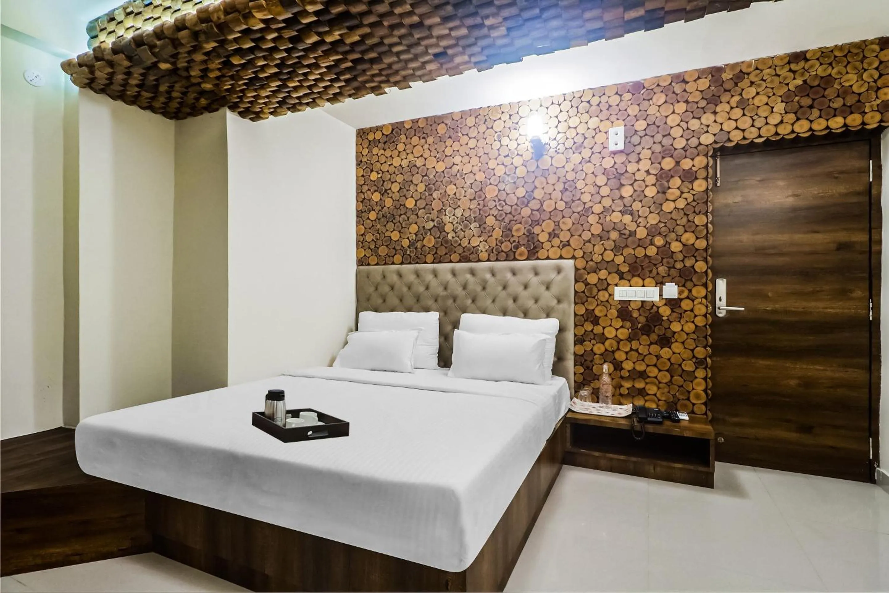 Bedroom, Bed in Super Townhouse Marina