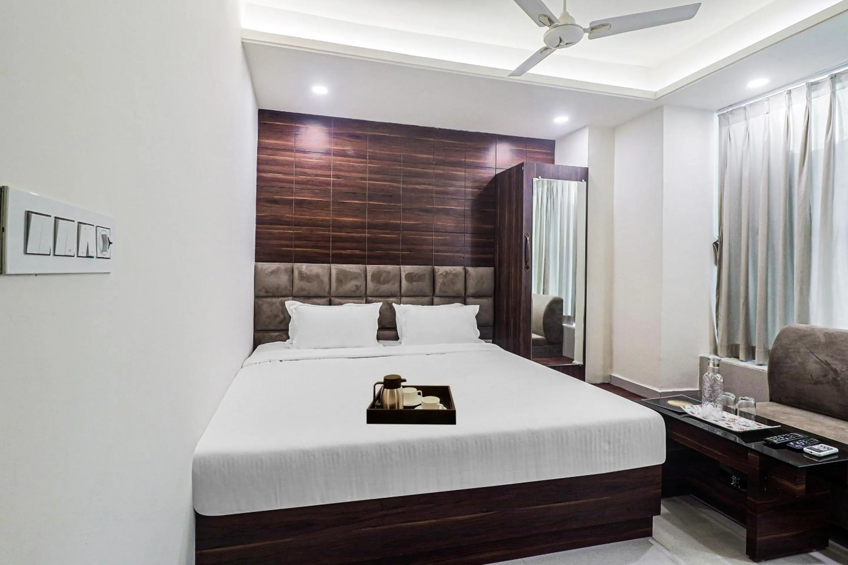 Bedroom, Bed in Super Townhouse Marina