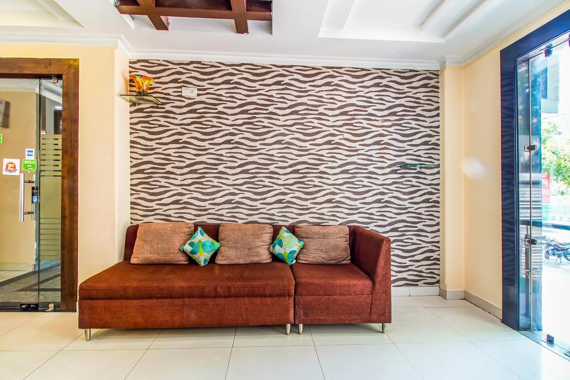 Seating area in FabHotel Signature Plaza