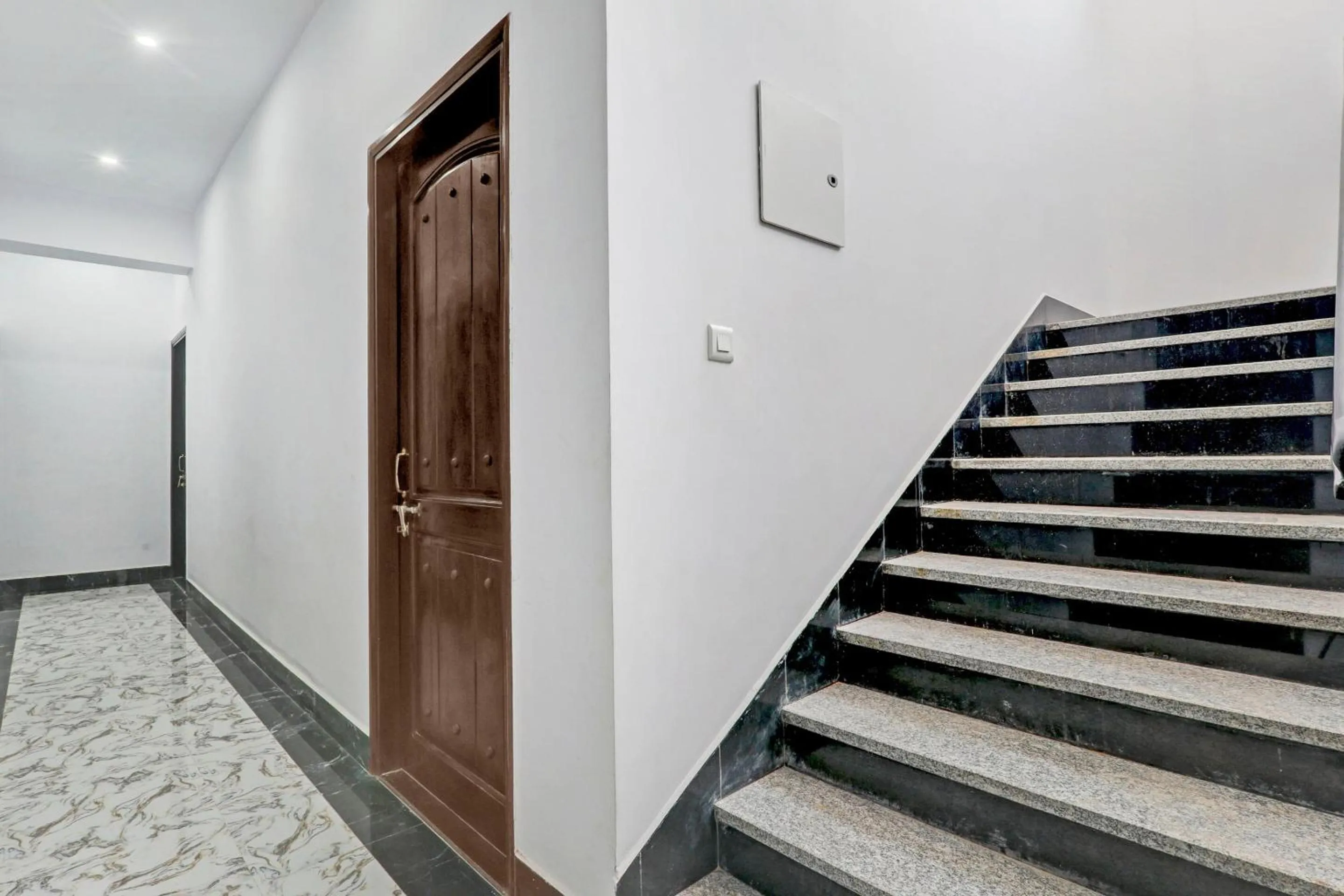 Lobby or reception in Hotel O The Lemongrass