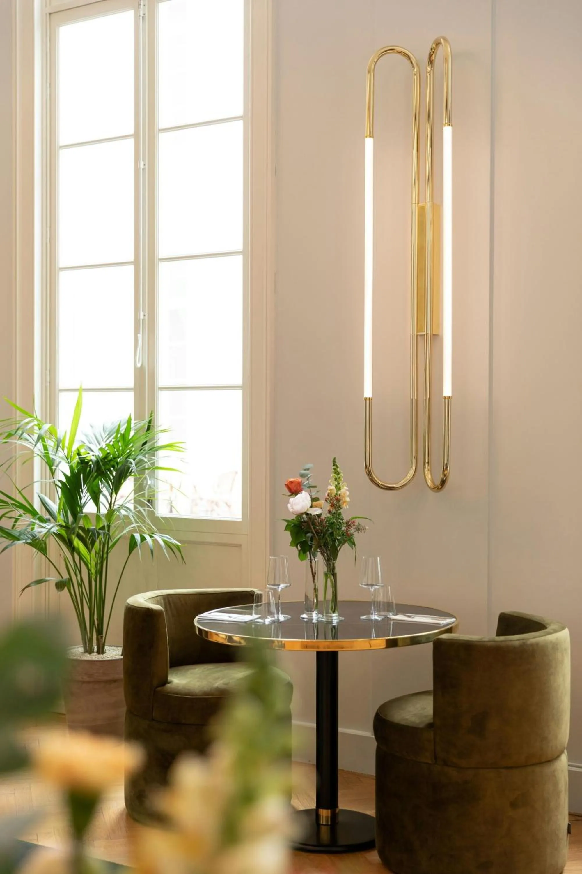 Restaurant/places to eat in Sapphire House Antwerp, Autograph Collection