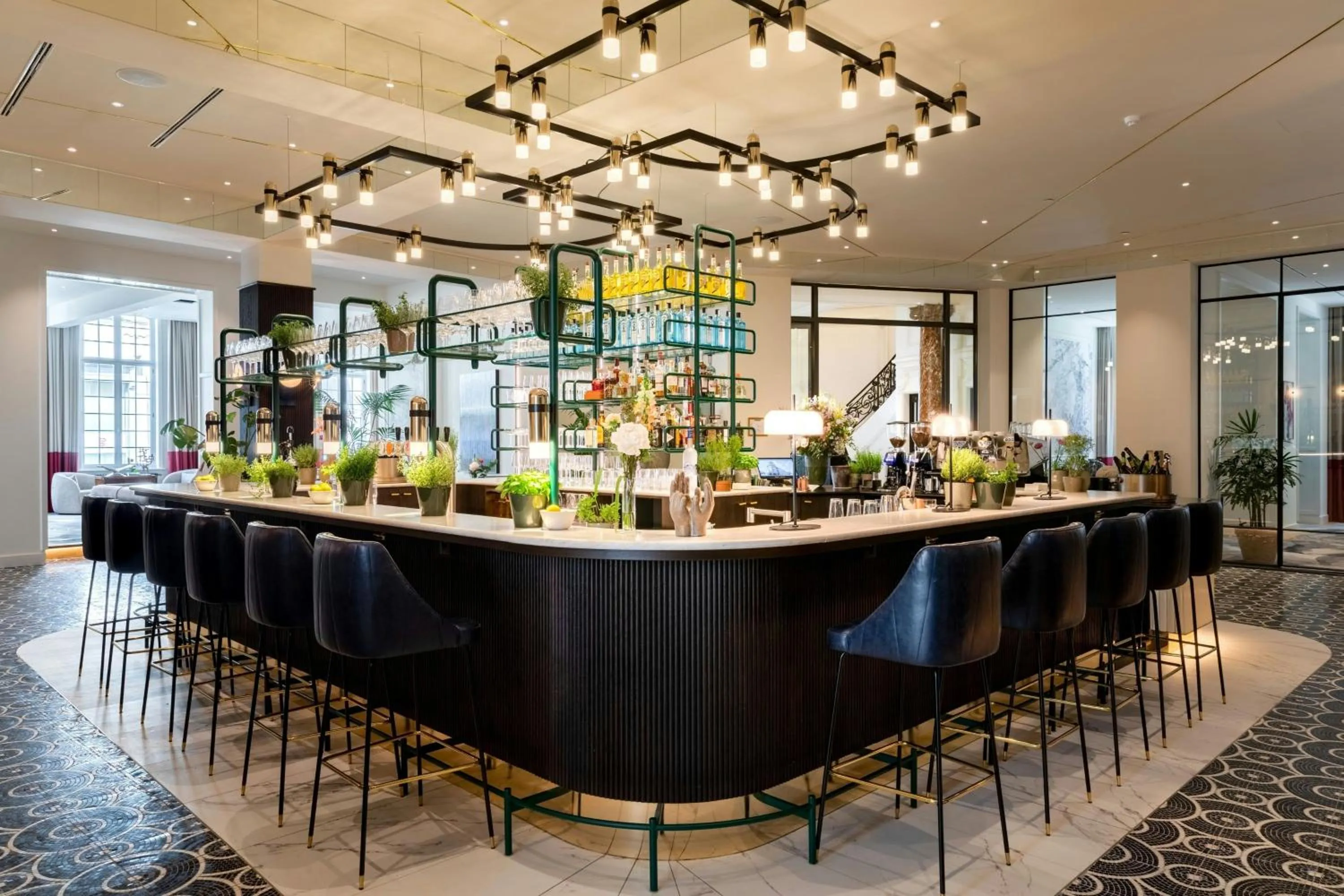 Lounge or bar in Sapphire House Antwerp, Autograph Collection