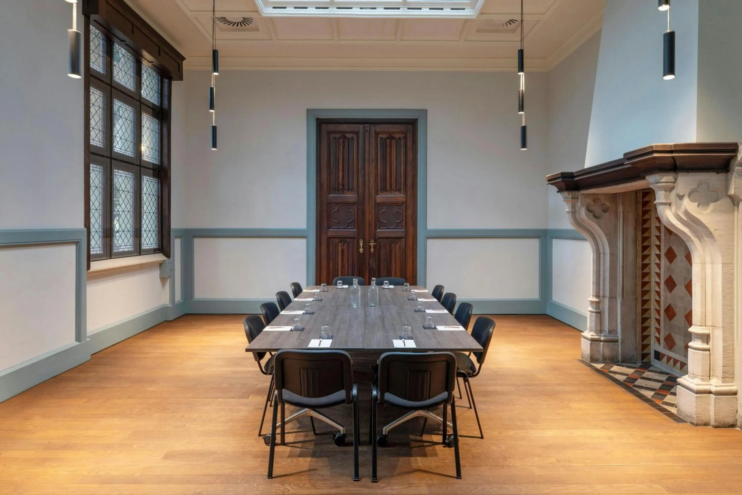 Meeting/conference room in Sapphire House Antwerp, Autograph Collection
