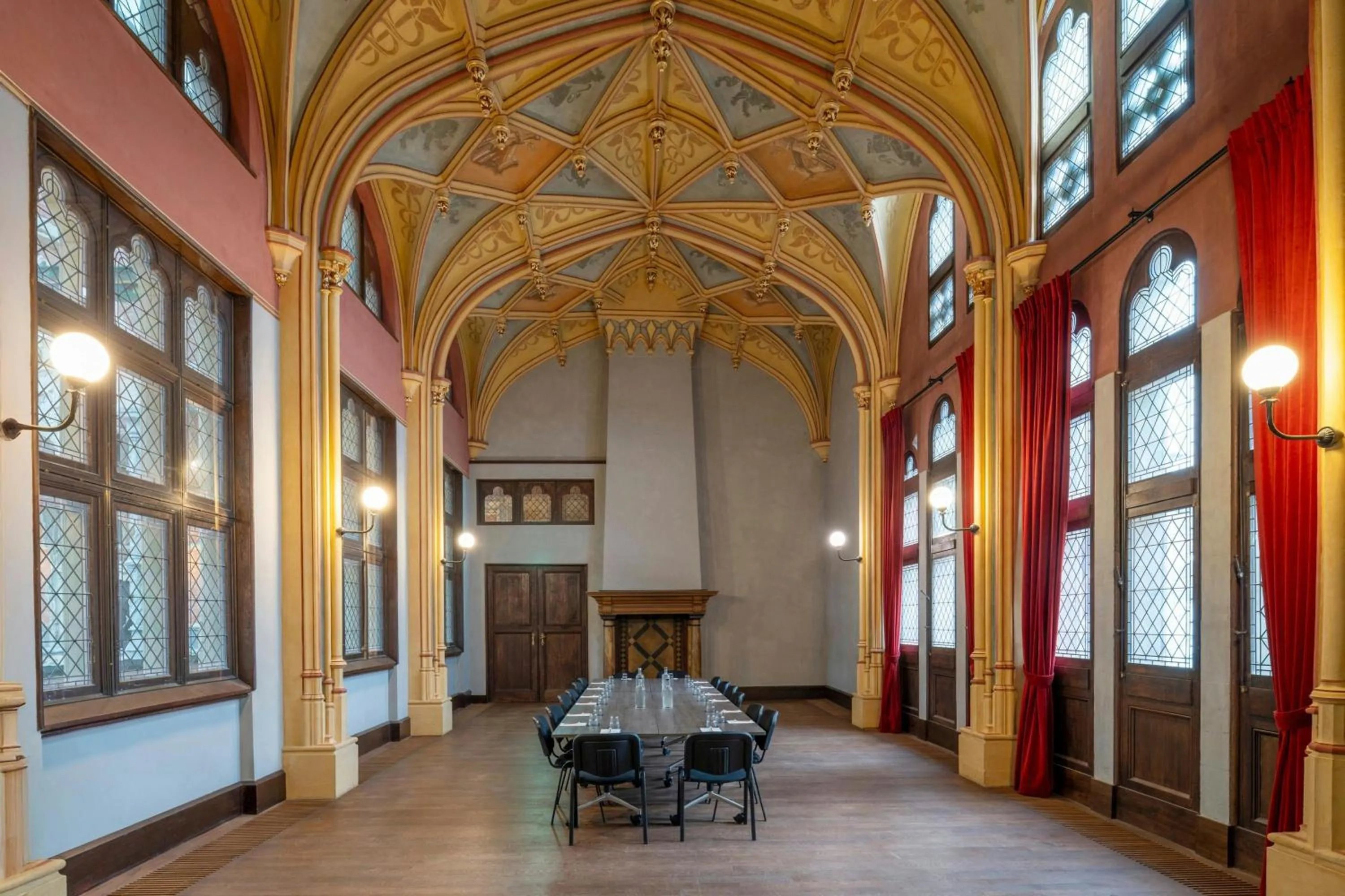 Meeting/conference room in Sapphire House Antwerp, Autograph Collection
