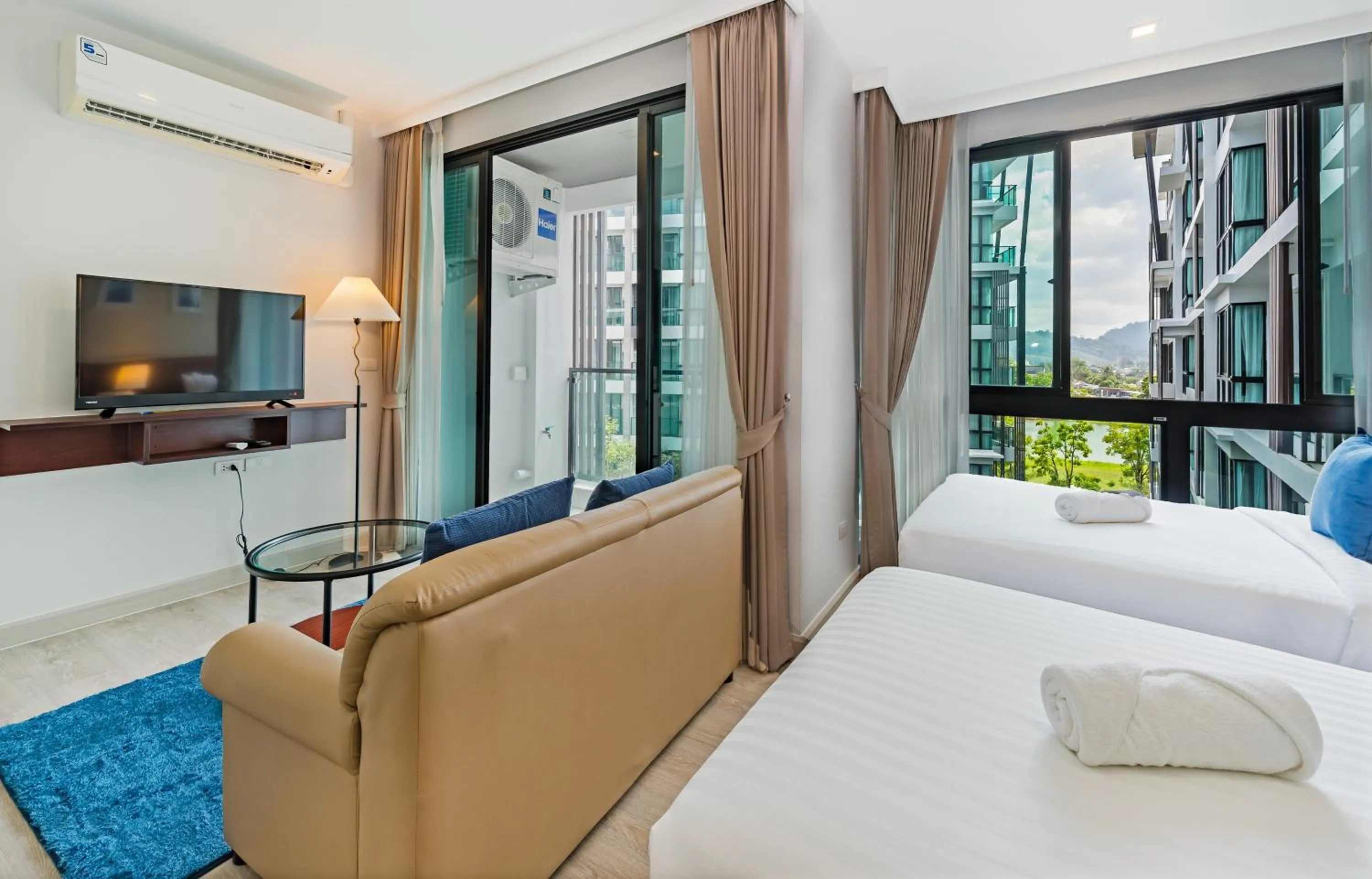 Photo of the whole room, Bed in Wyndham Phuket Airport