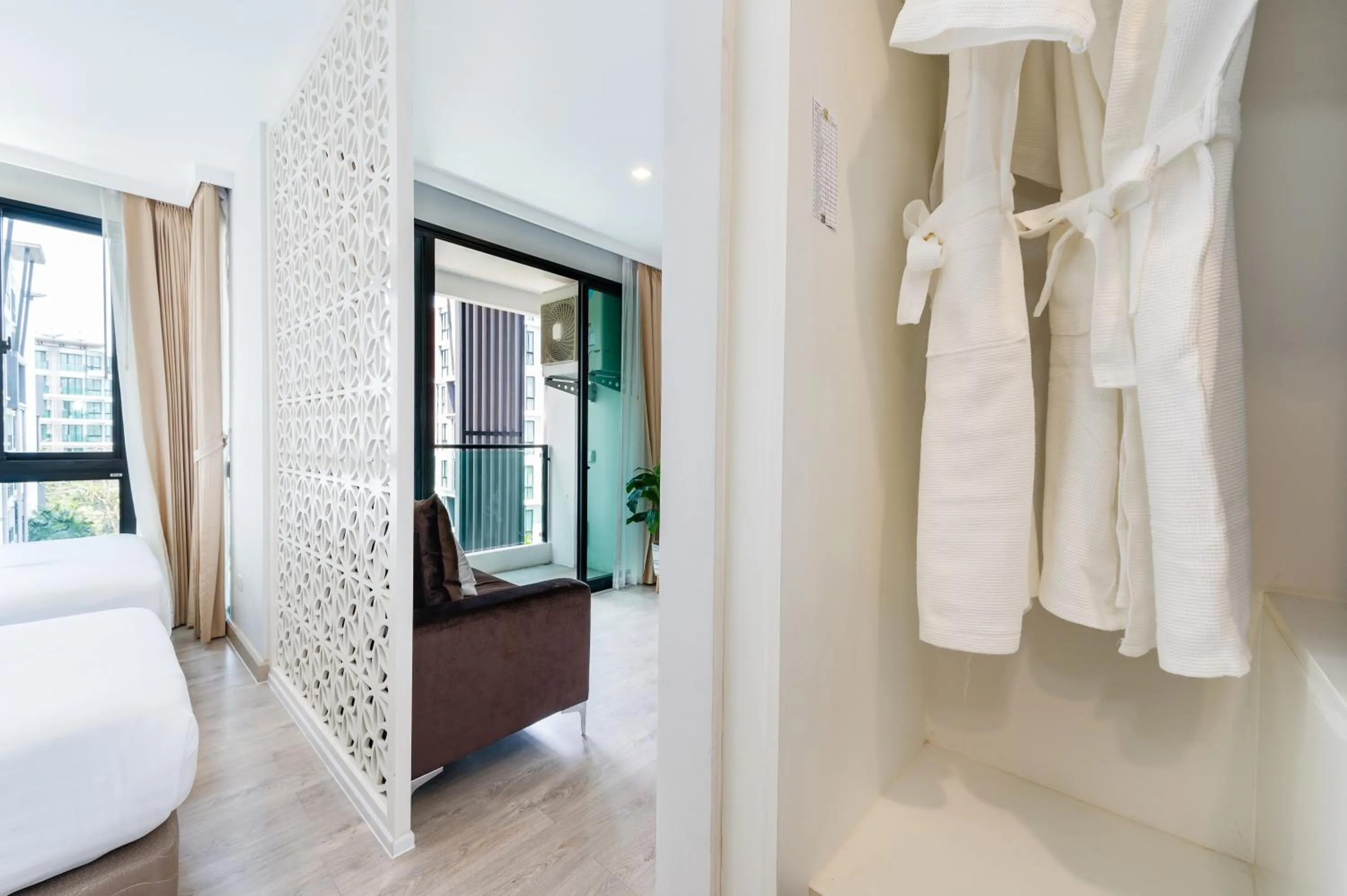 Photo of the whole room, Bed in Wyndham Phuket Airport