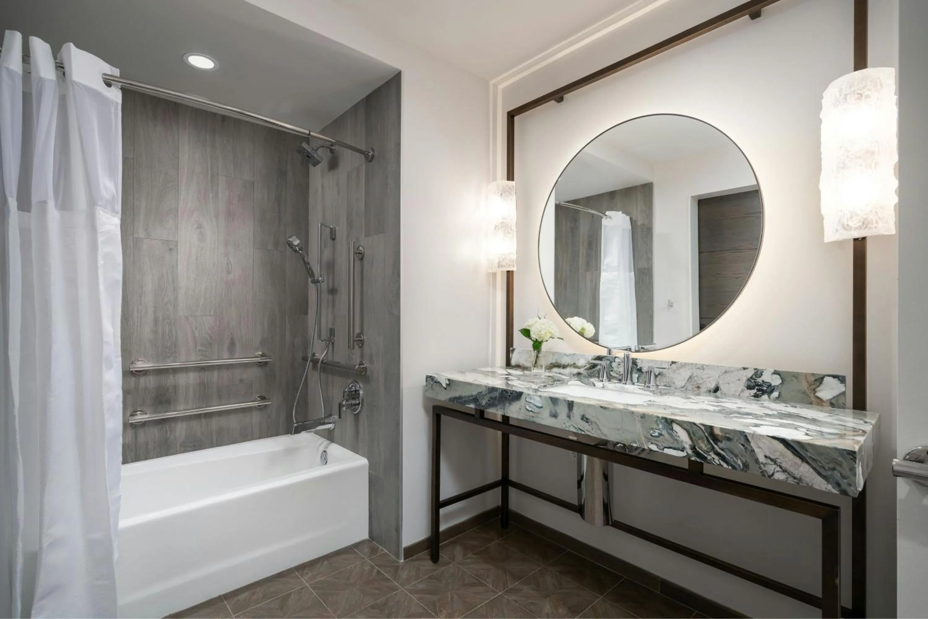 Bathroom in Grand Bohemian Lodge Greenville, Autograph Collection