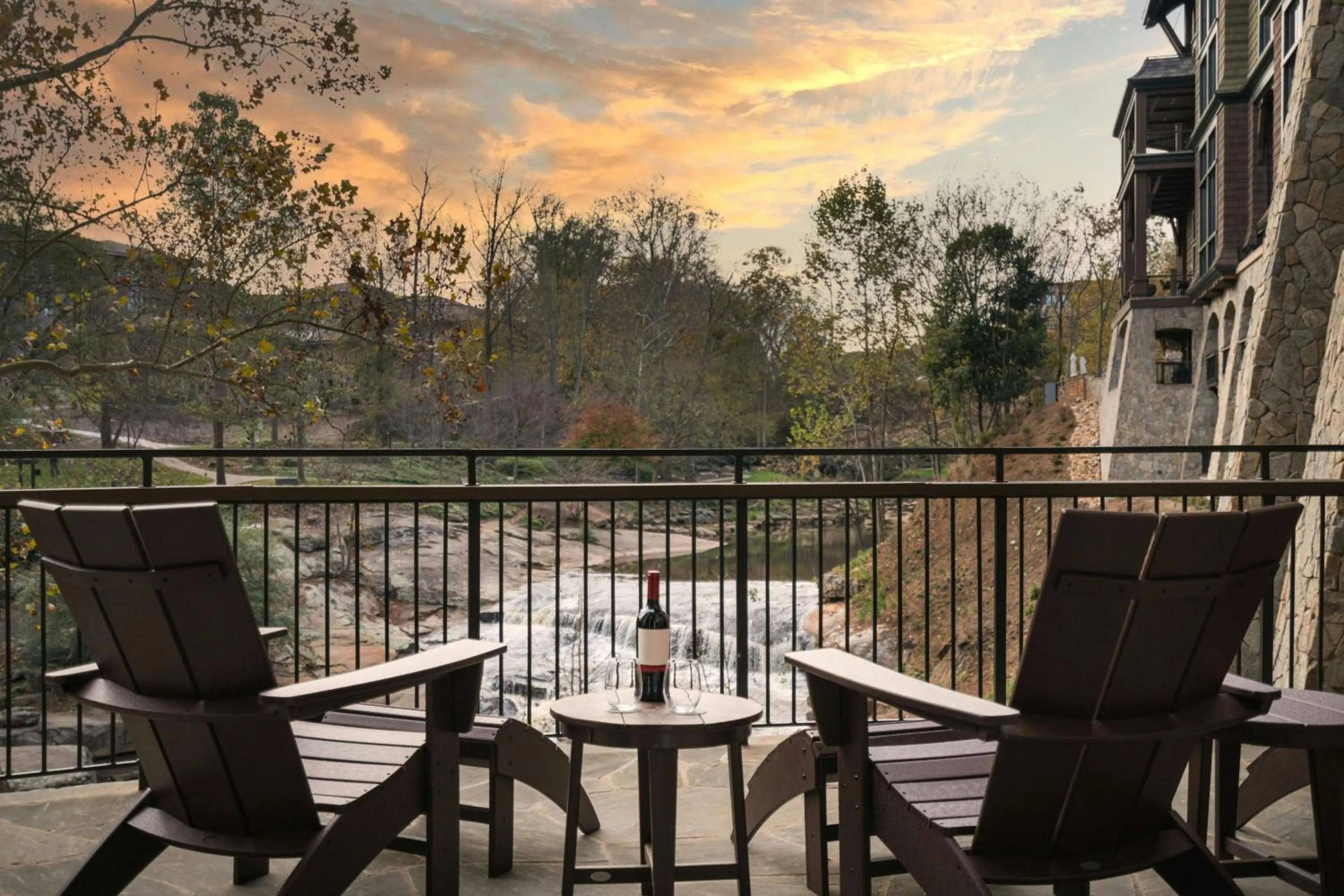 Photo of the whole room in Grand Bohemian Lodge Greenville, Autograph Collection