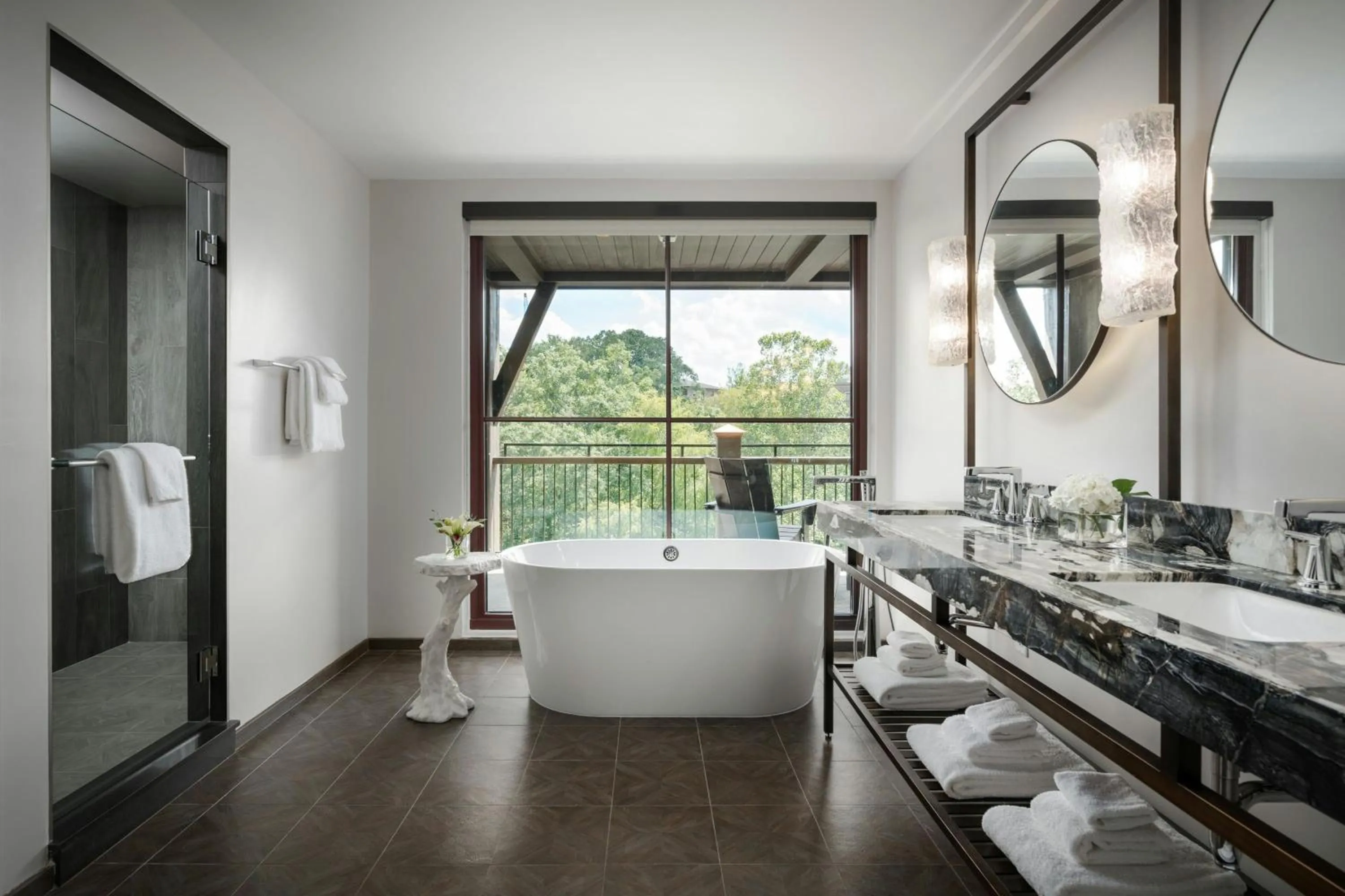 Bathroom in Grand Bohemian Lodge Greenville, Autograph Collection