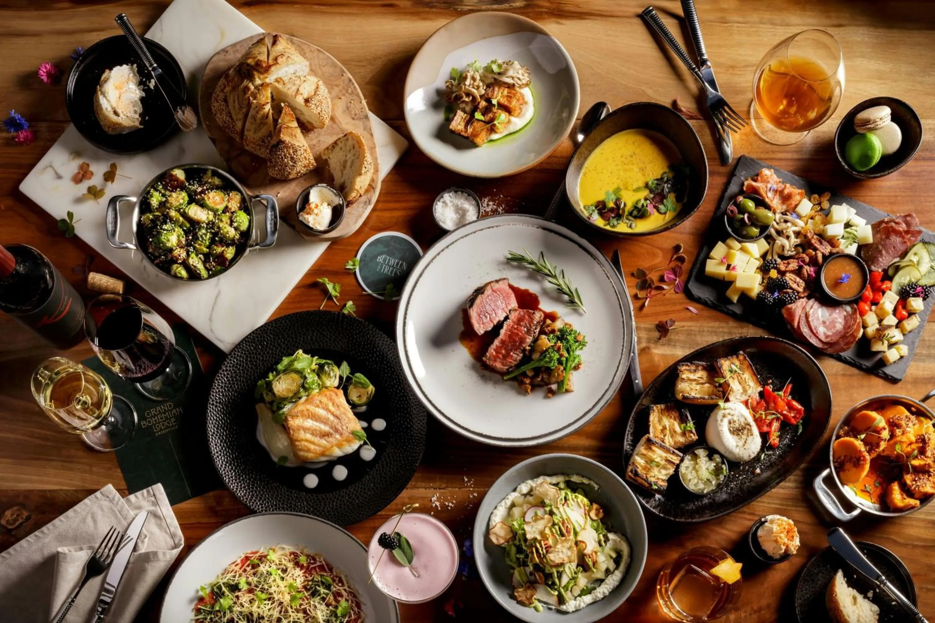 Restaurant/places to eat in Grand Bohemian Lodge Greenville, Autograph Collection