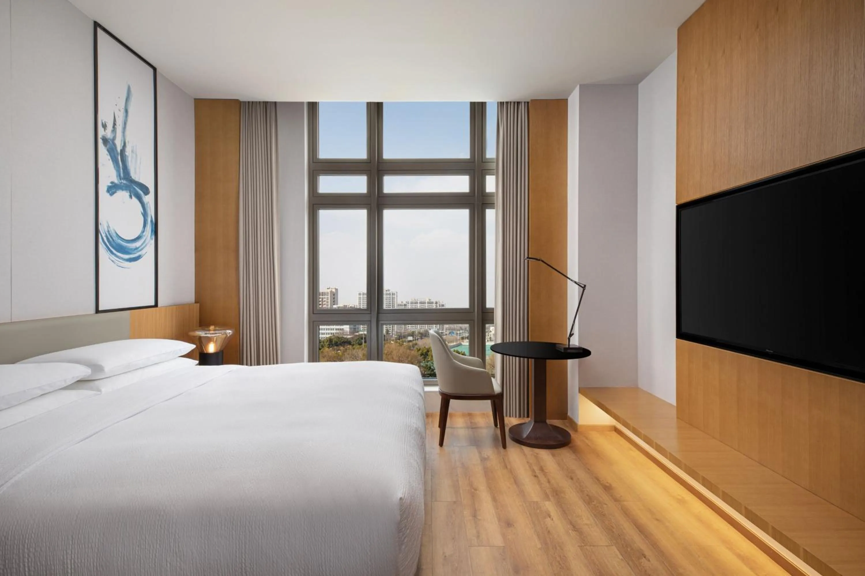 Photo of the whole room, Bed in Fairfield by Marriott Shanghai Hongqiao NECC