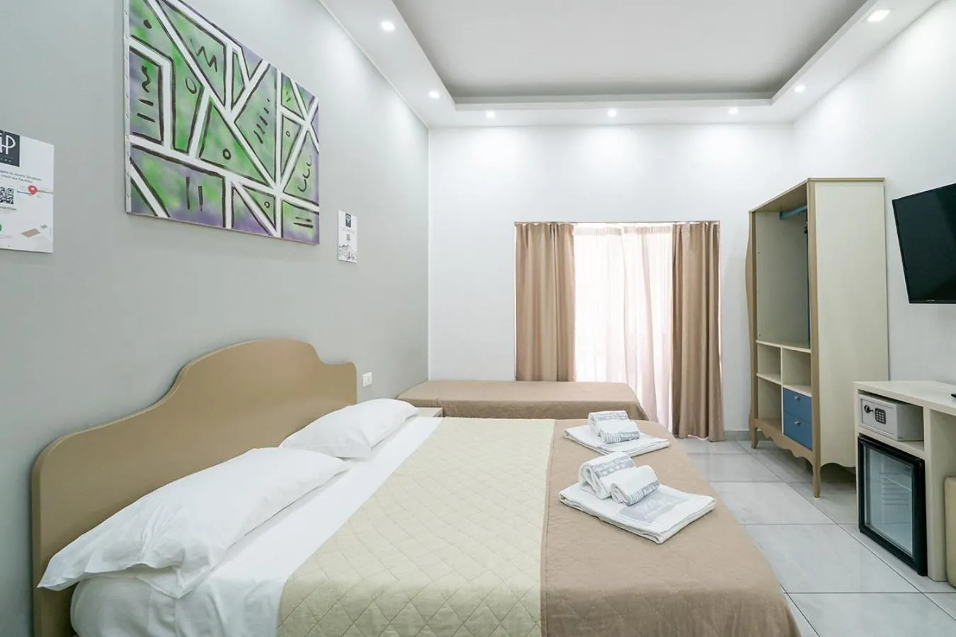 Bed in Royal H Umberto I, Napoli Centro, by ClaPa Group