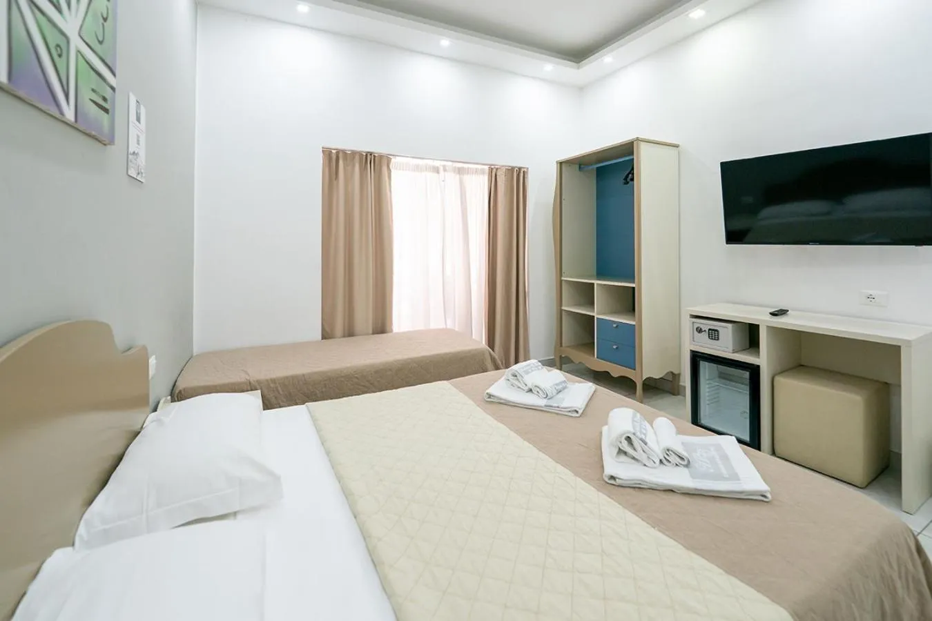 Bed in Royal H Umberto I, Napoli Centro, by ClaPa Group