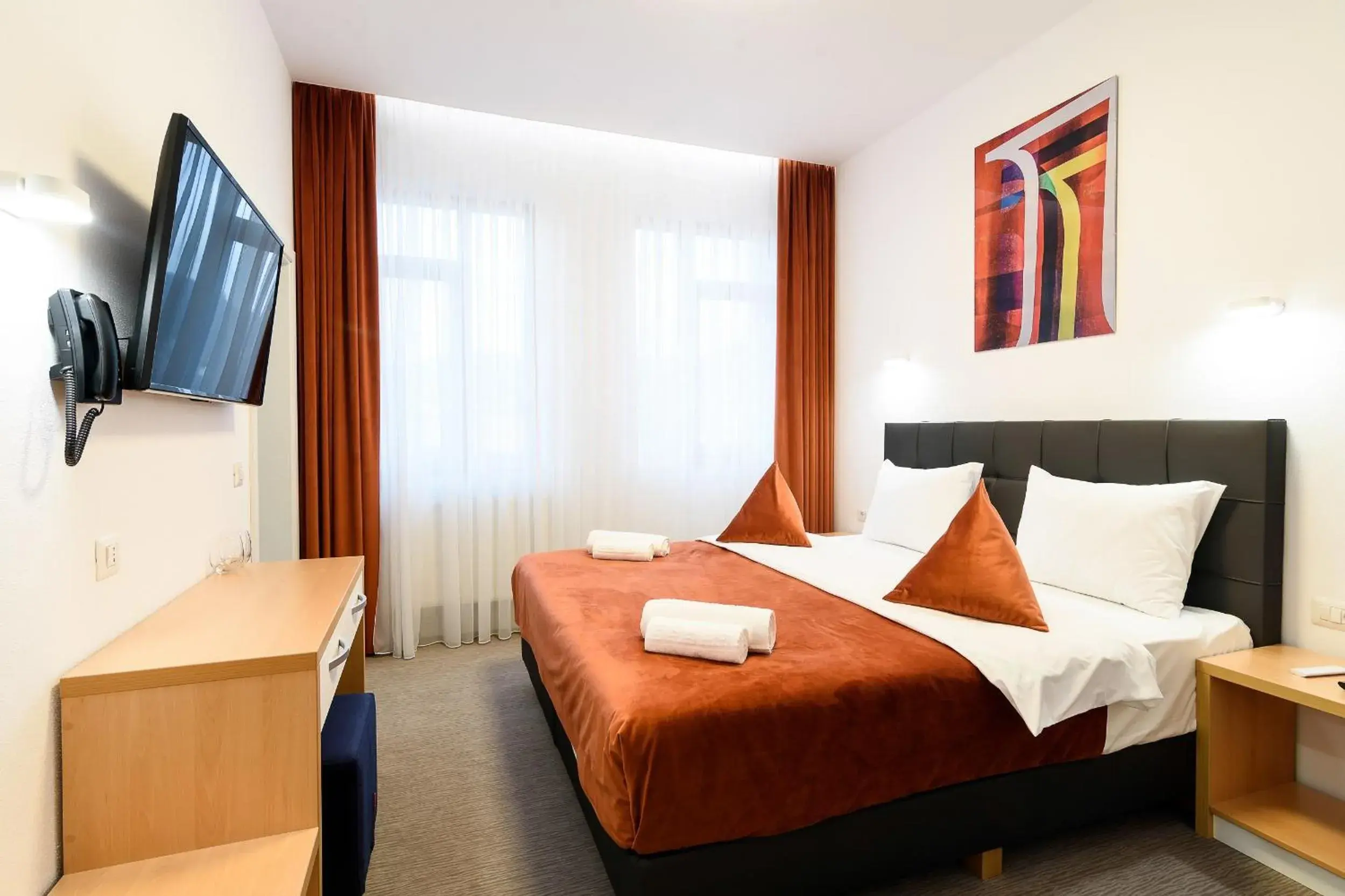 Double Room with Spa Bath - single occupancy in Hotel Urban Double Room with Spa Bath - single occupancy in Hotel Urban