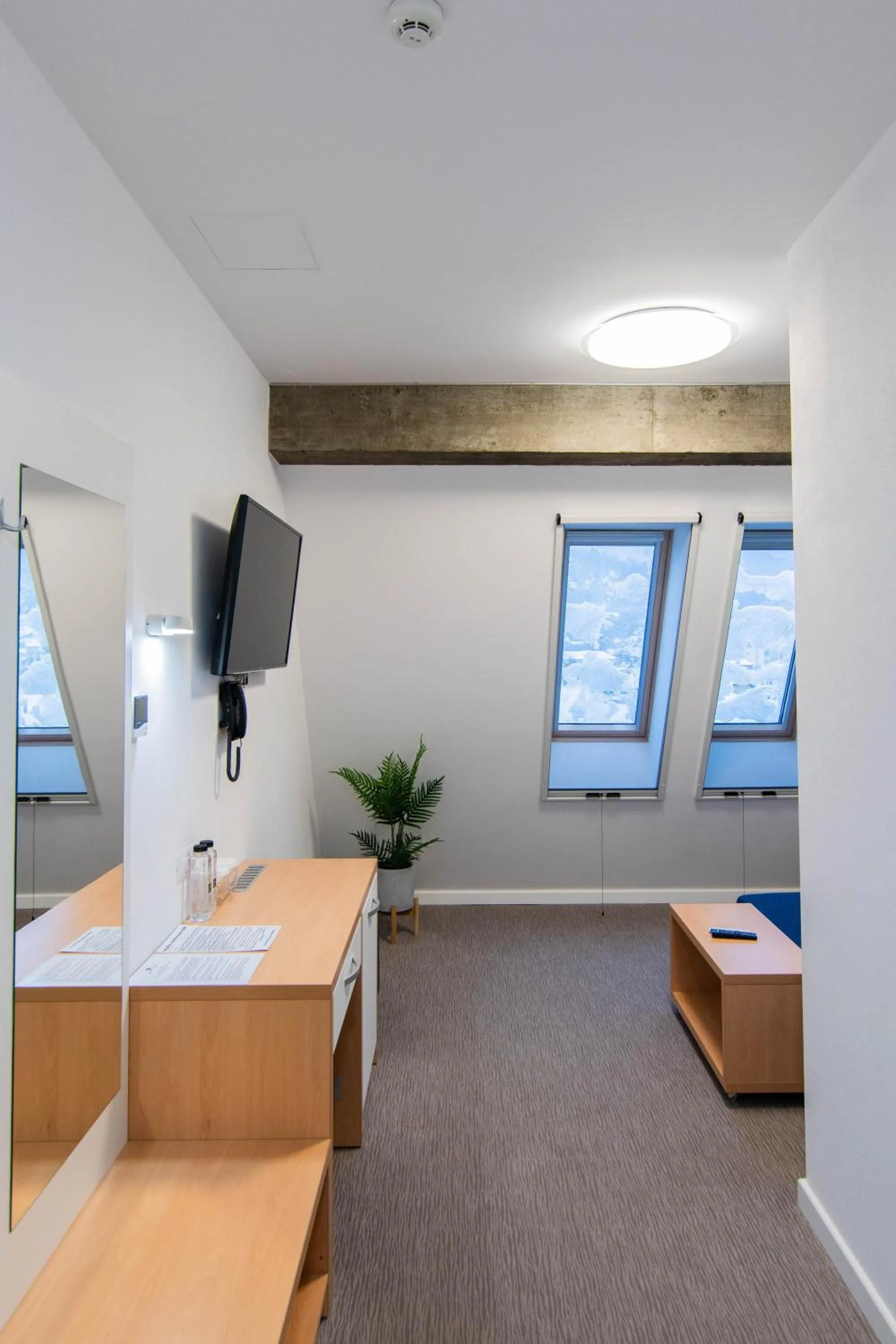 TV and multimedia in Hotel Urban