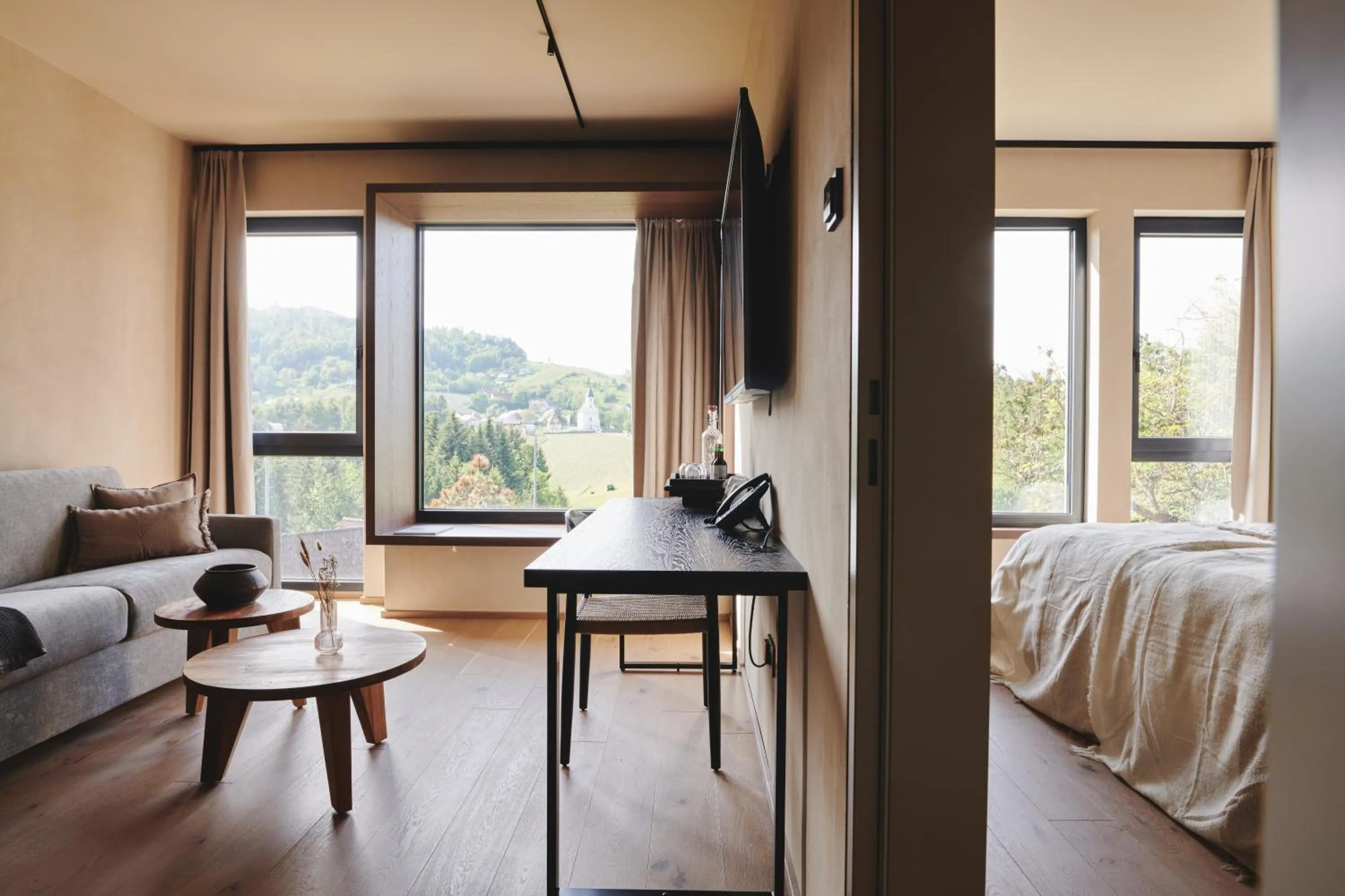 Photo of the whole room, Bed in Boutiquehotel DAS ZEITWERT