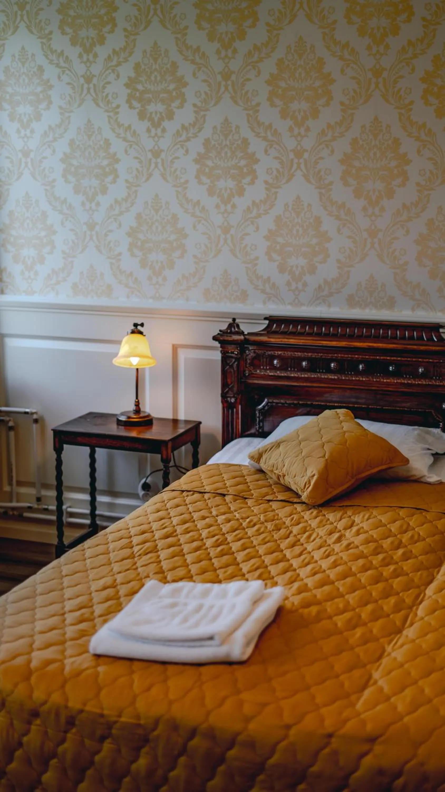 Bed in Svaneholm Hotel