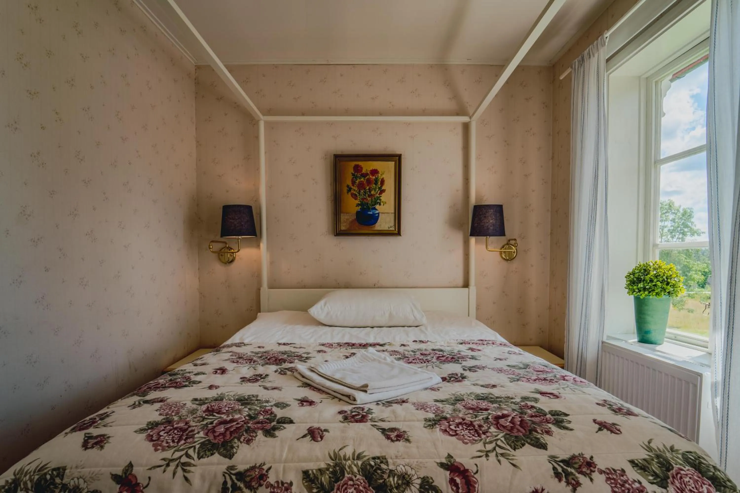 Bed in Svaneholm Hotel